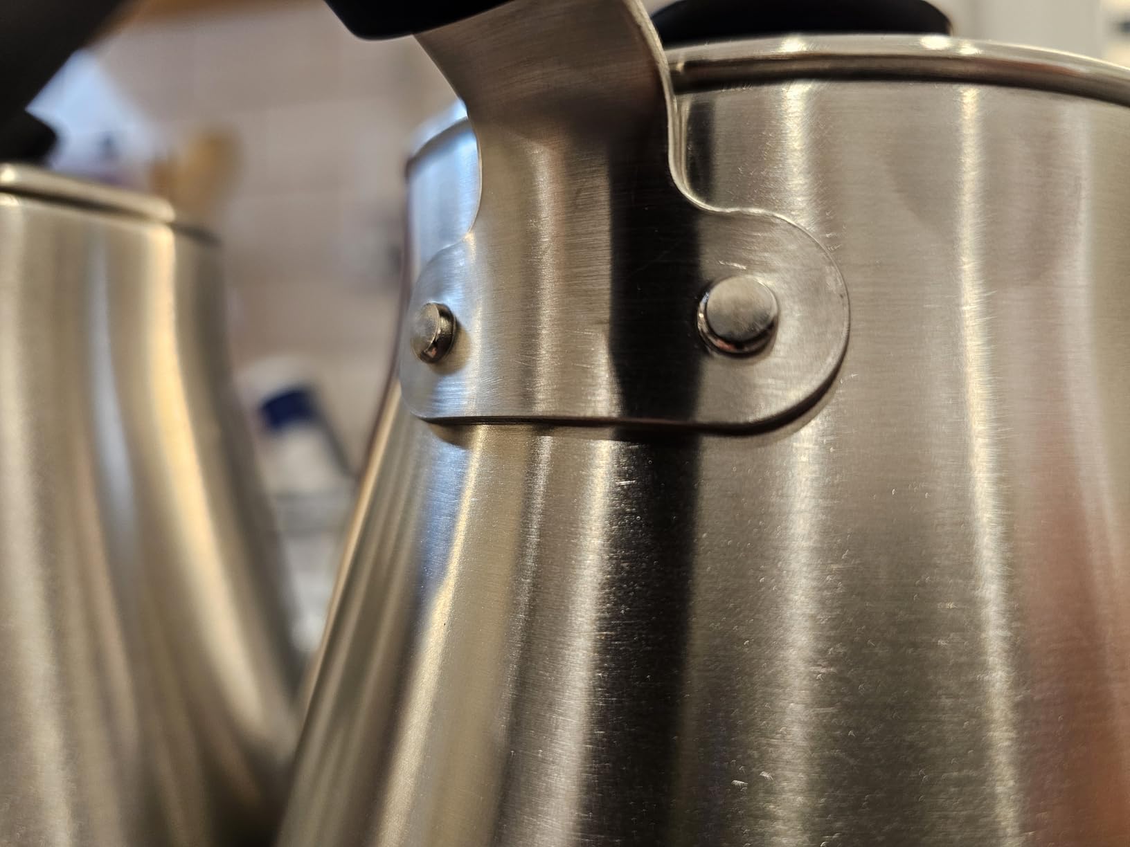 OXO Brew Gooseneck Electric Kettle - Hot Water Kettle, Pour Over Coffee & Tea Kettle, Adjustable Temperature, Built-In Brew Timer, Stainless Steel, 1L customer photo 2