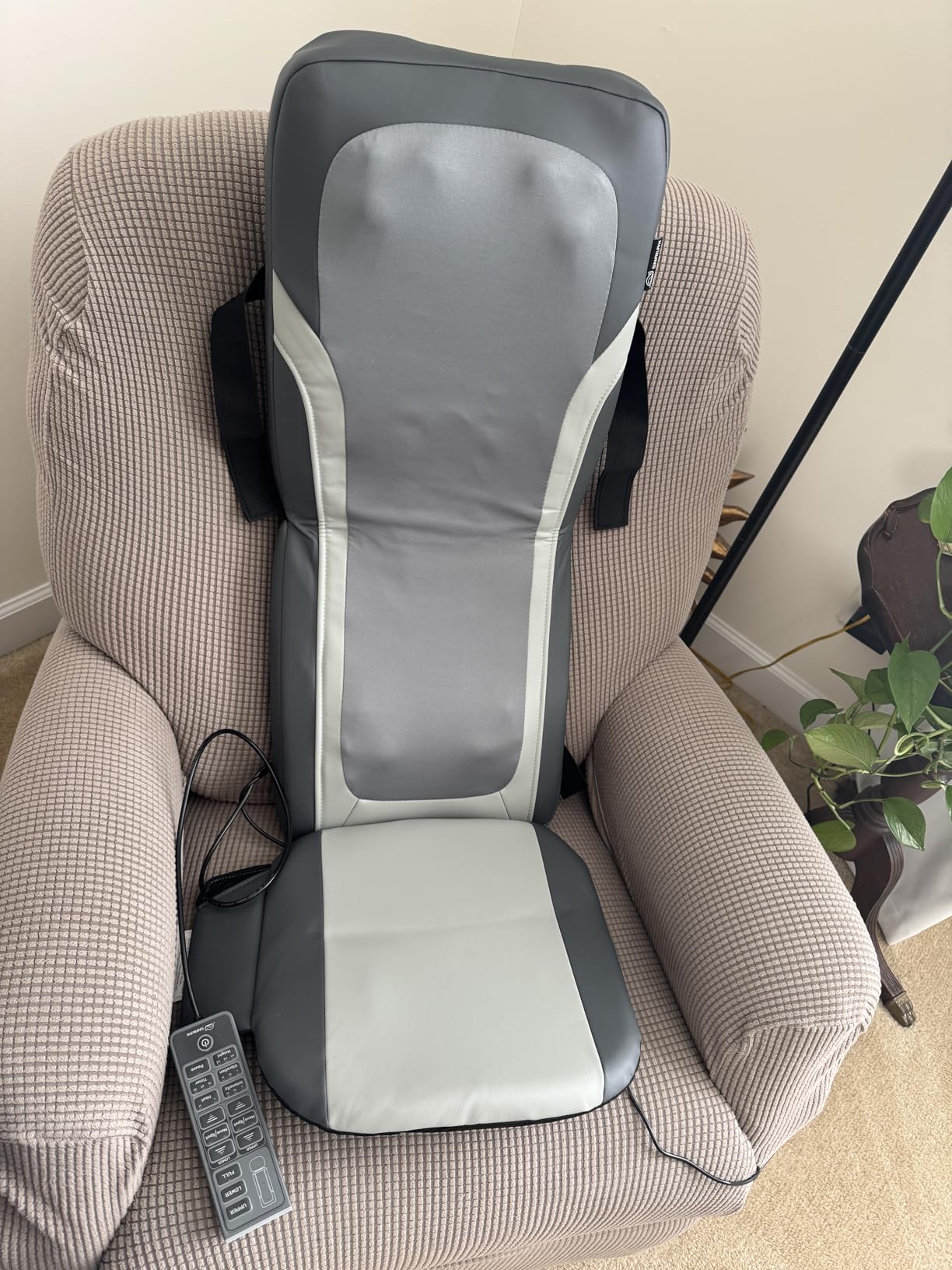 Snailax 2026 Upgraded Shiatsu Roller Back Massager with Heat Massage Chair Pad, Kneading Back Massager for Pain Relief Deep Tissue Chair Massage Pad for Office Home customer photo 1