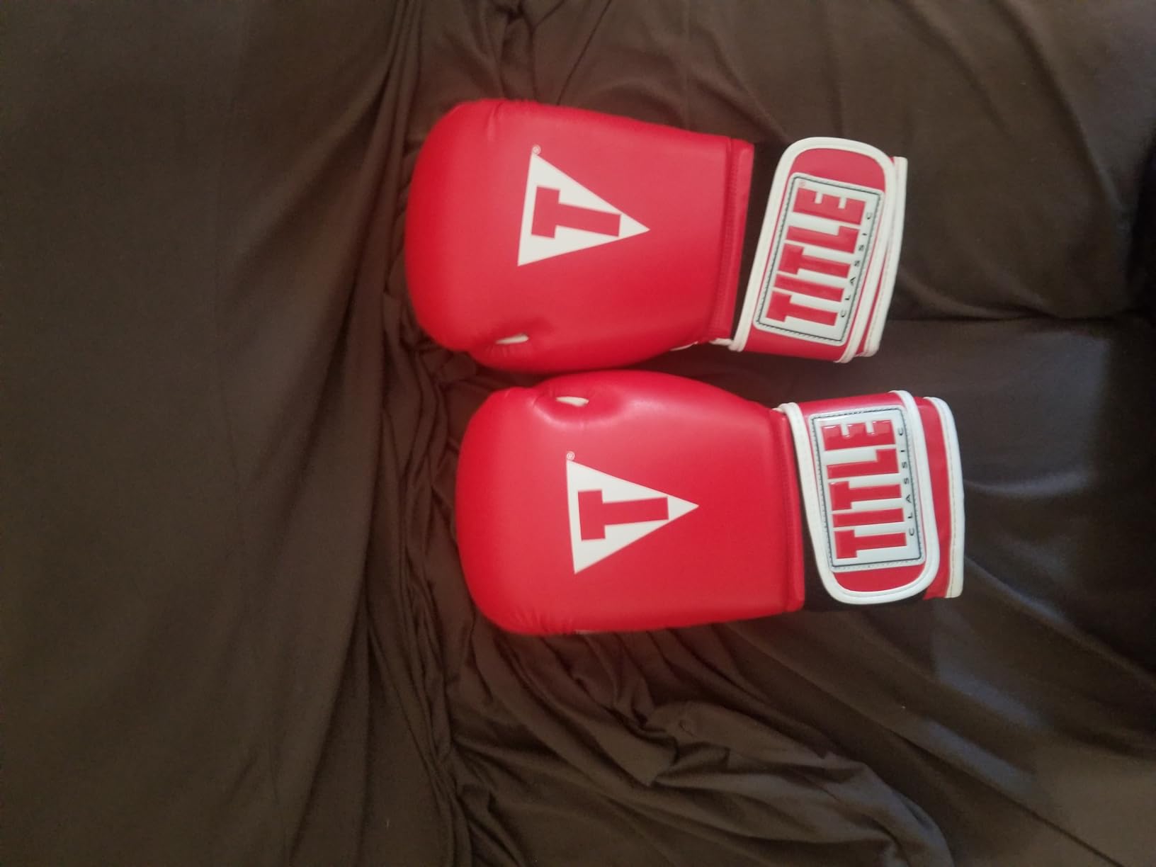 Title Classic Pro Style Training Gloves 3.0 - Boxing Gloves, Boxing Training Gloves, MMA Gloves, Oz Training Gloves, Kickboxing Gloves, Punching Bag Gloves, Sparring Gloves customer photo 1