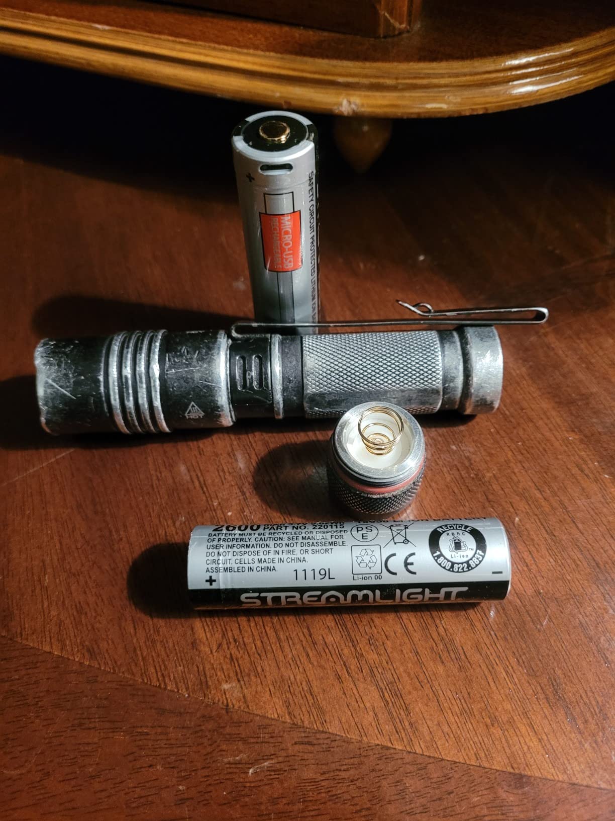 Streamlight 88082 ProTac 2L-X USB 500-Lumen 68000-Candela Tactical LED Flashlight, Ten-TAP Programmable, Clear Retail Packaging, Black customer photo 1
