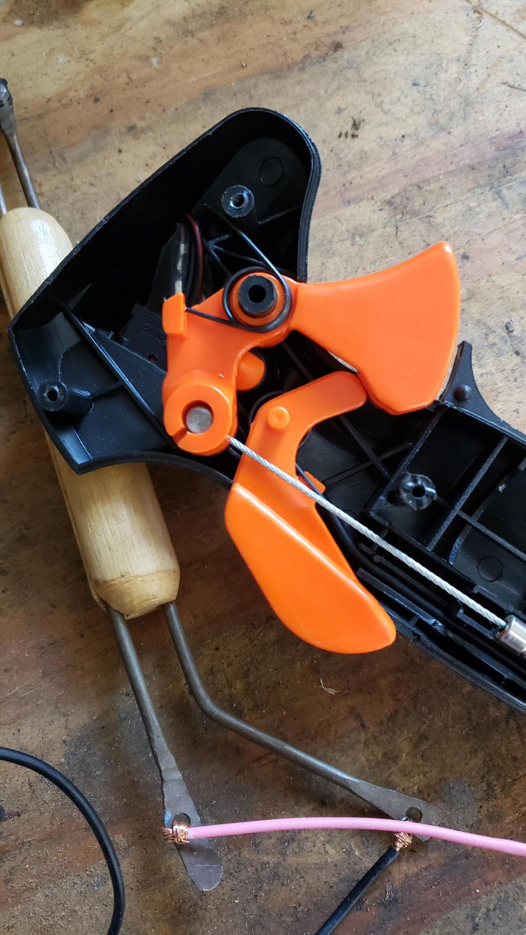 Schröder Backpack Leaf Blower - Gas Leaf Blower - SR-6400L - 3.7 HP Engine customer photo 2
