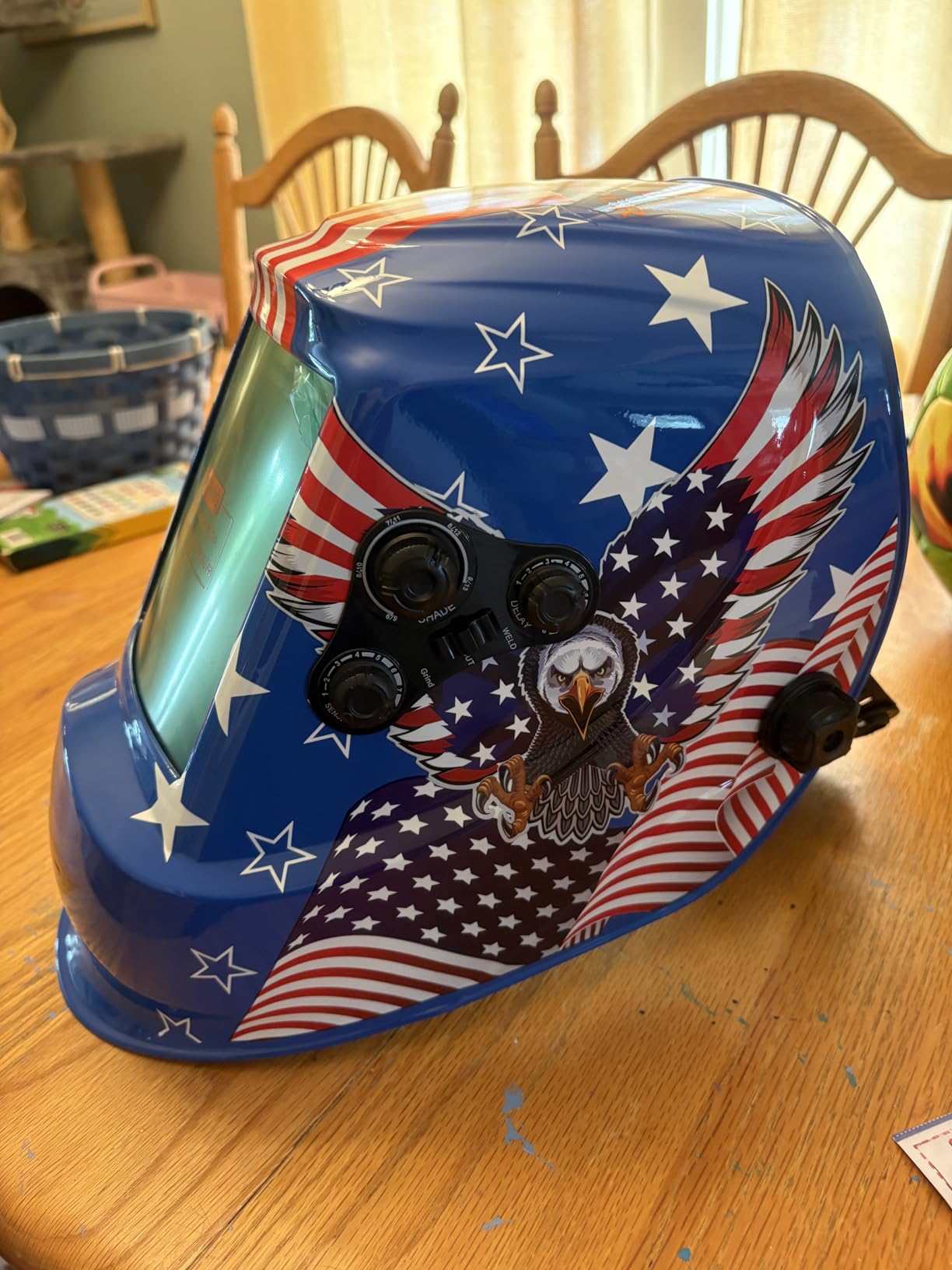 YESWELDER Auto Darkening Welding Helmet, Large View, LYG-M800H customer photo 1