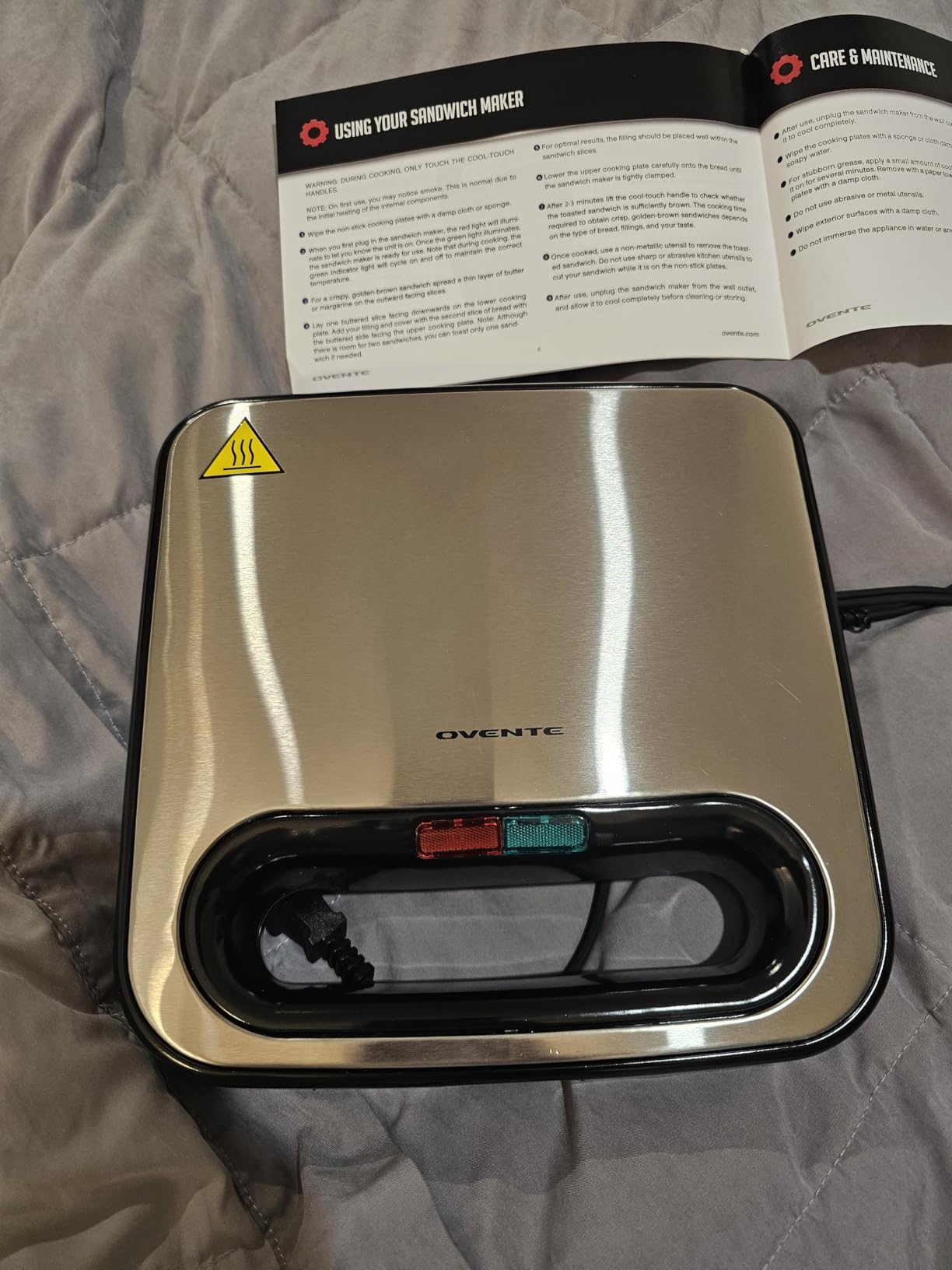 OVENTE Electric Sandwich Maker with Non-Stick Plates, Indicator Lights, Cool Touch Handle, Easy to Clean and Store, Perfect for Cooking Breakfast, Grilled Cheese, Tuna Melts and Snacks, Black GPS401B customer photo 1