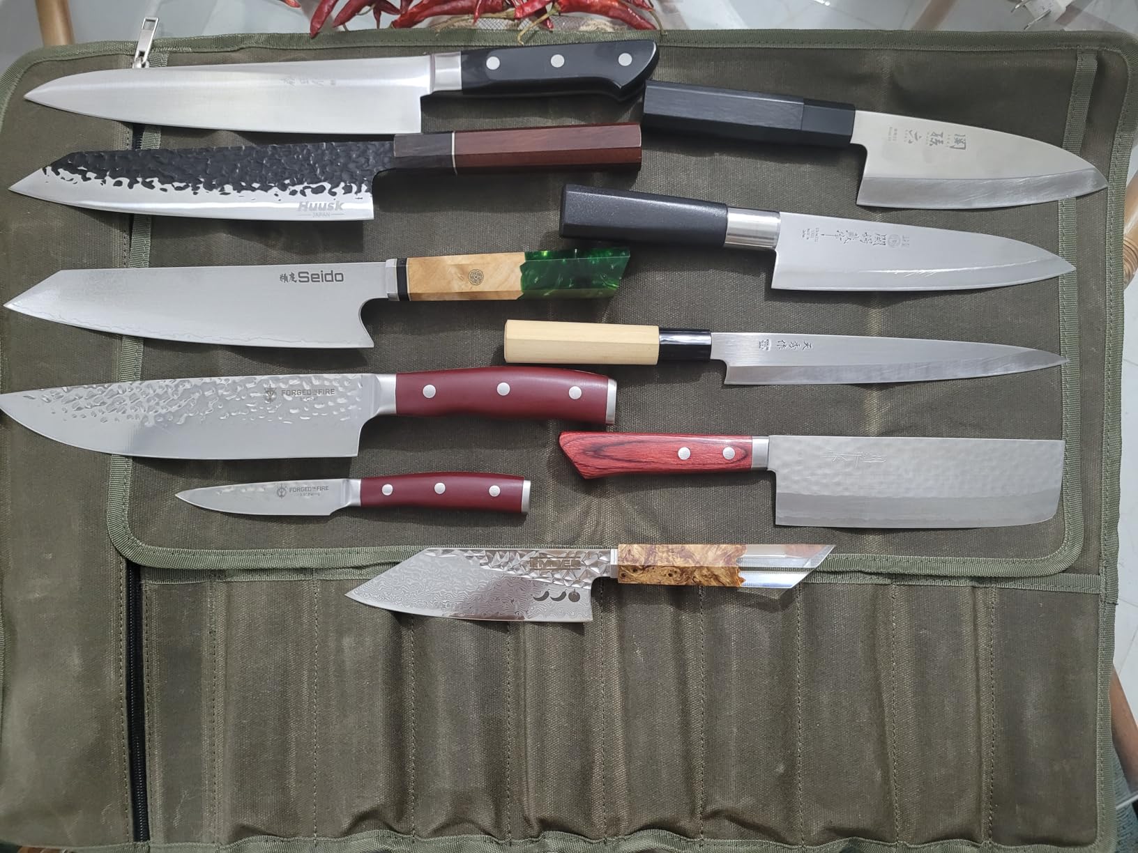 Chef’s Knife Roll Bag,Waxed Canvas Knife Cultery Carrier, Portable Chef Knife Cases,Knife Pouch Holders With 10 Slots Plus 1 Zipper Pockets Can Hold Home Kitchen Knife Tools Up To 18.8” customer photo 1
