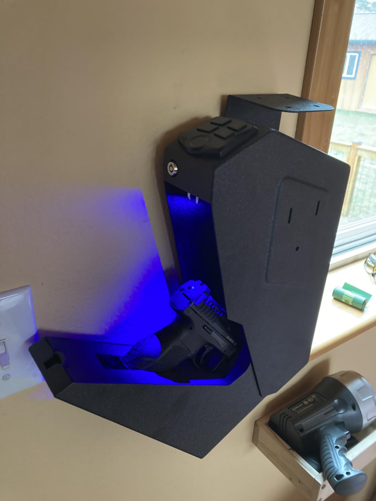 RPNB Mounted Gun Safe, California DOJ Certified Handgun Safe, Auto Open Lid Smart Pistol Safe with Biometric Fingerprint or Keypad Lock customer photo 2