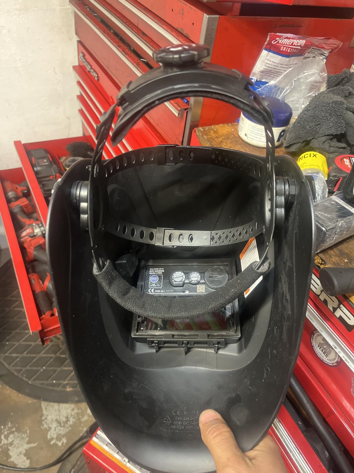 YESWELDER Auto Darkening Welding Helmet 1/1/1/1 True Color, LYG-L600A customer photo 2
