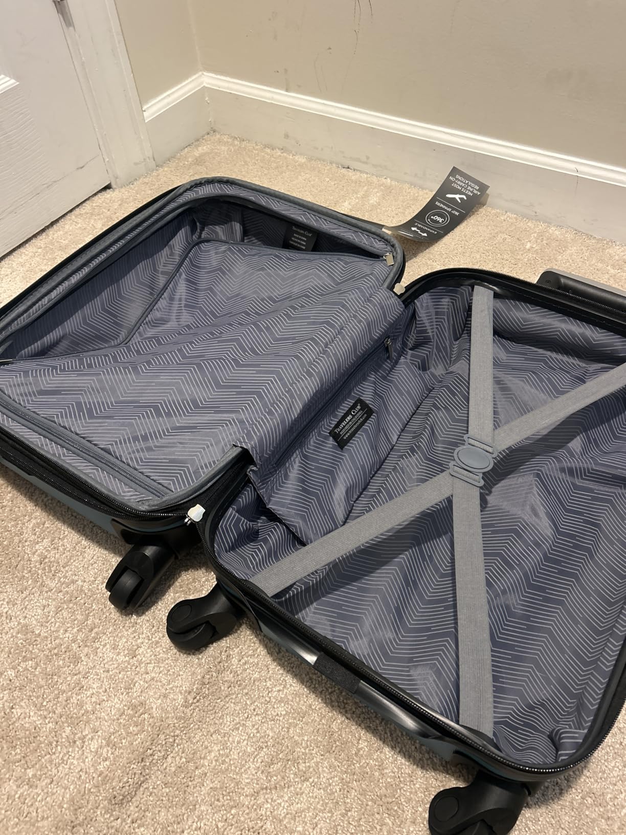 Travelers Choice Chicago Hardside Expandable Spinner Luggage, Teal, 5 Piece Set customer photo 2