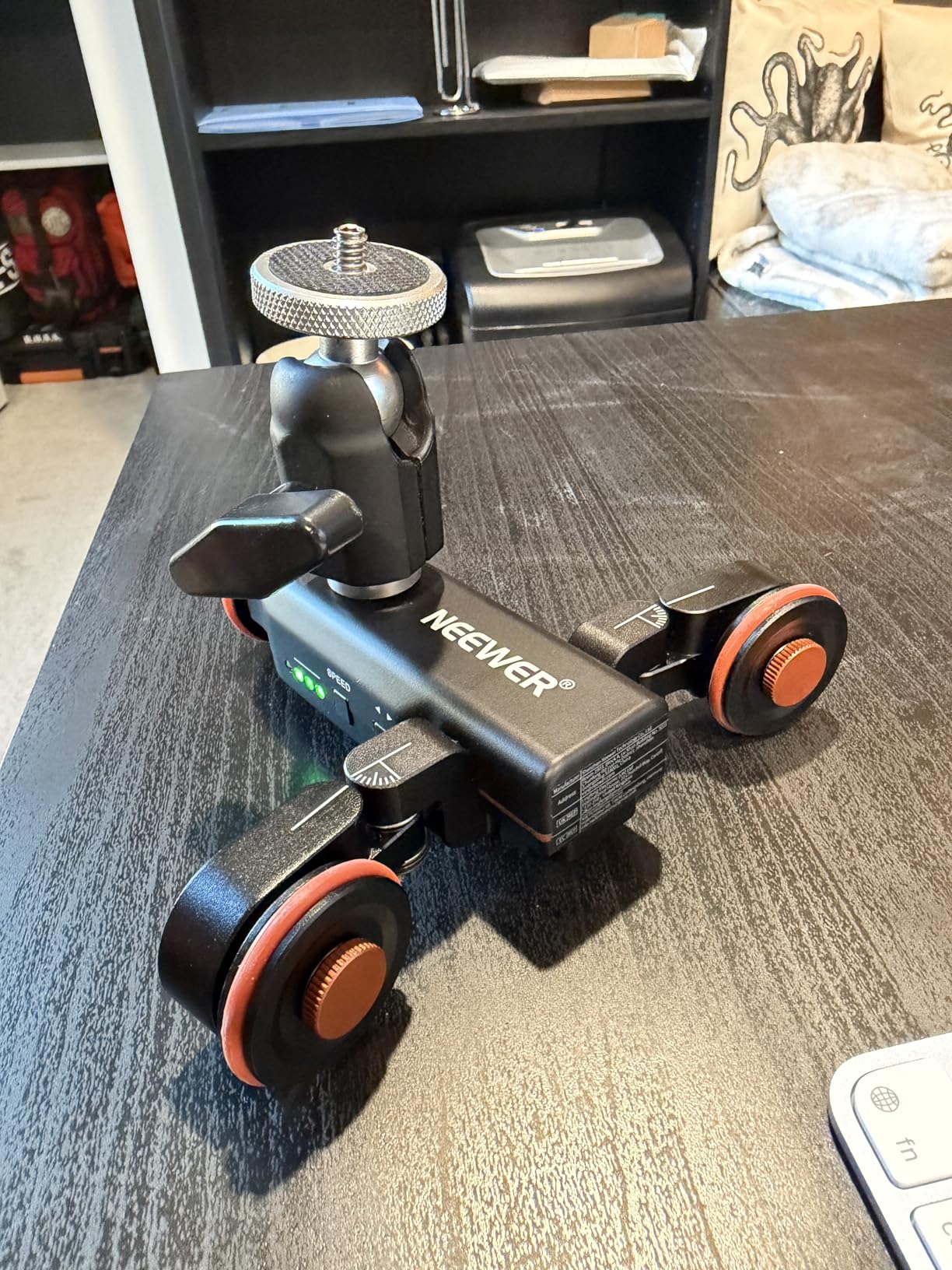Neewer 3 Wheels Wireless Video Camera Dolly, 3 Speed Motorized Electric Track Rail Slider Dolly Car with Remote Control customer photo 1