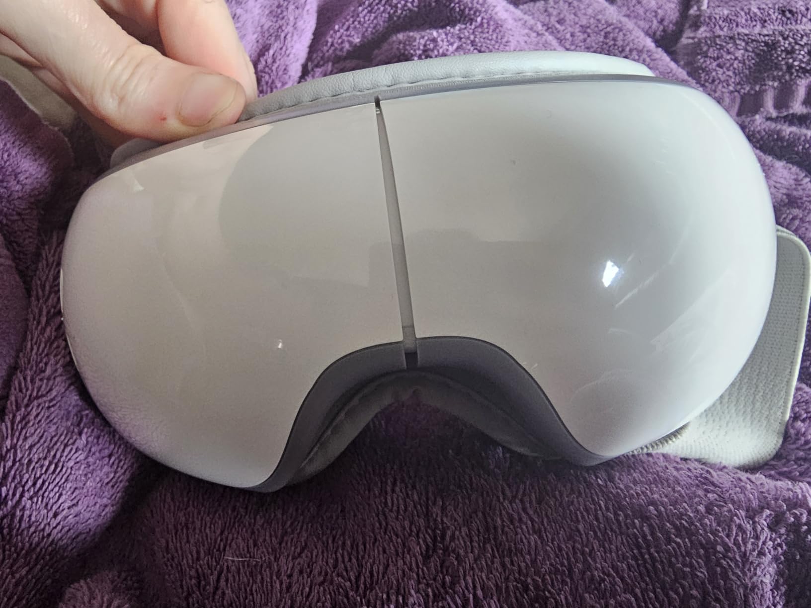 RENPHO Eye Massager with Heat, Eyeris 1 - Eye Mask for Head Tension, Eye Strain and Dry Eyes customer photo 1