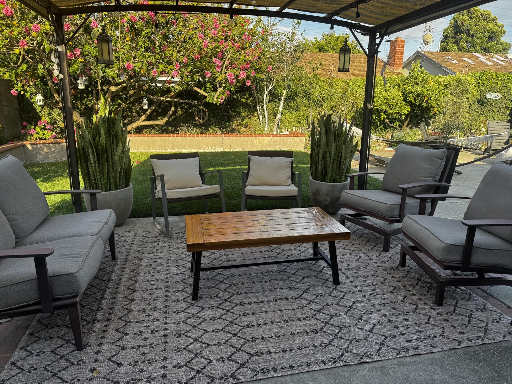 JONATHAN Y Moroccan Geometric Indoor Outdoor Area Rug 8X10 Natural/Black, Ourika Textured Weave for Backyard, Patio, Porch, Easy-Cleaning, High Traffic, Pet-Friendly, Non-Shedding (SMB108D-8) customer photo 2