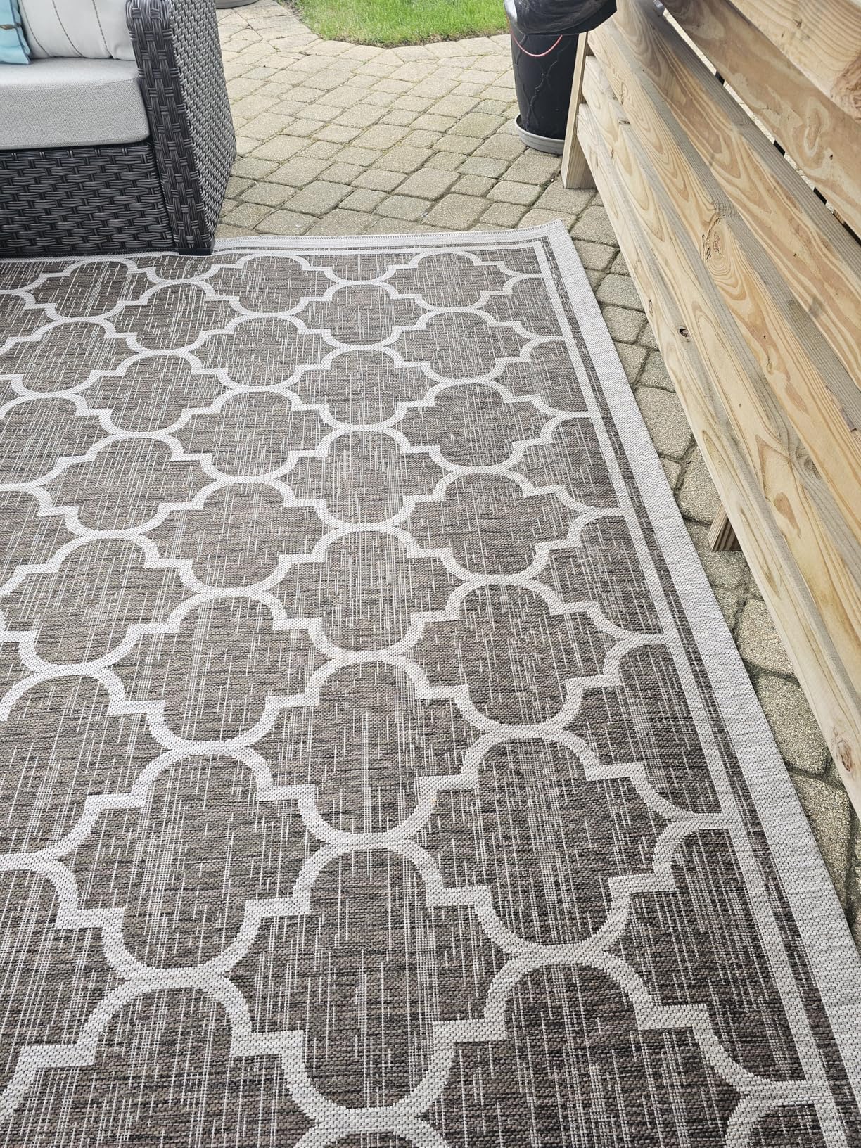 JONATHAN Y Moroccan Trellis Indoor Outdoor Area Rug 5X8 Espresso/Taupe, Trebol Textured Weave for Backyard, Patio, Porch, Easy-Cleaning, High Traffic, Pet-Friendly, Non-Shedding customer photo 2