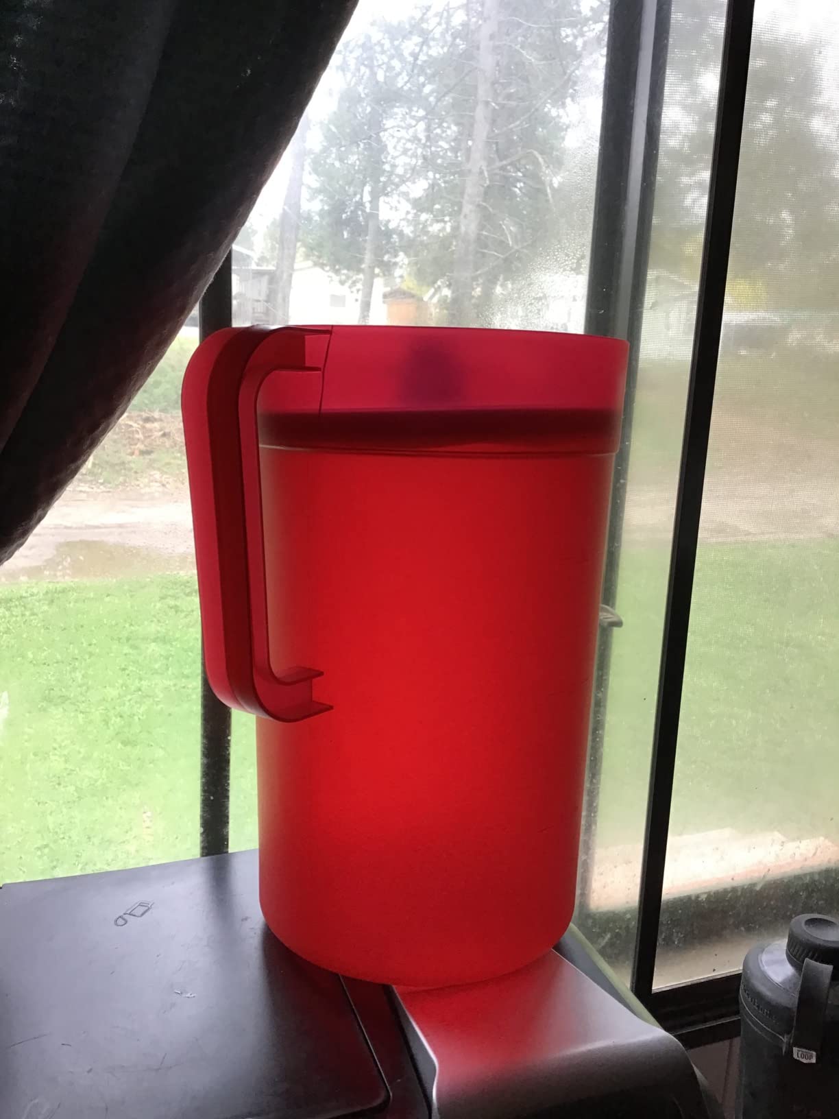 GoodCook 1-Gallon Plastic Airtight Pitcher with Vacuum Seal Lid, 1 Gallon, Red customer photo 2