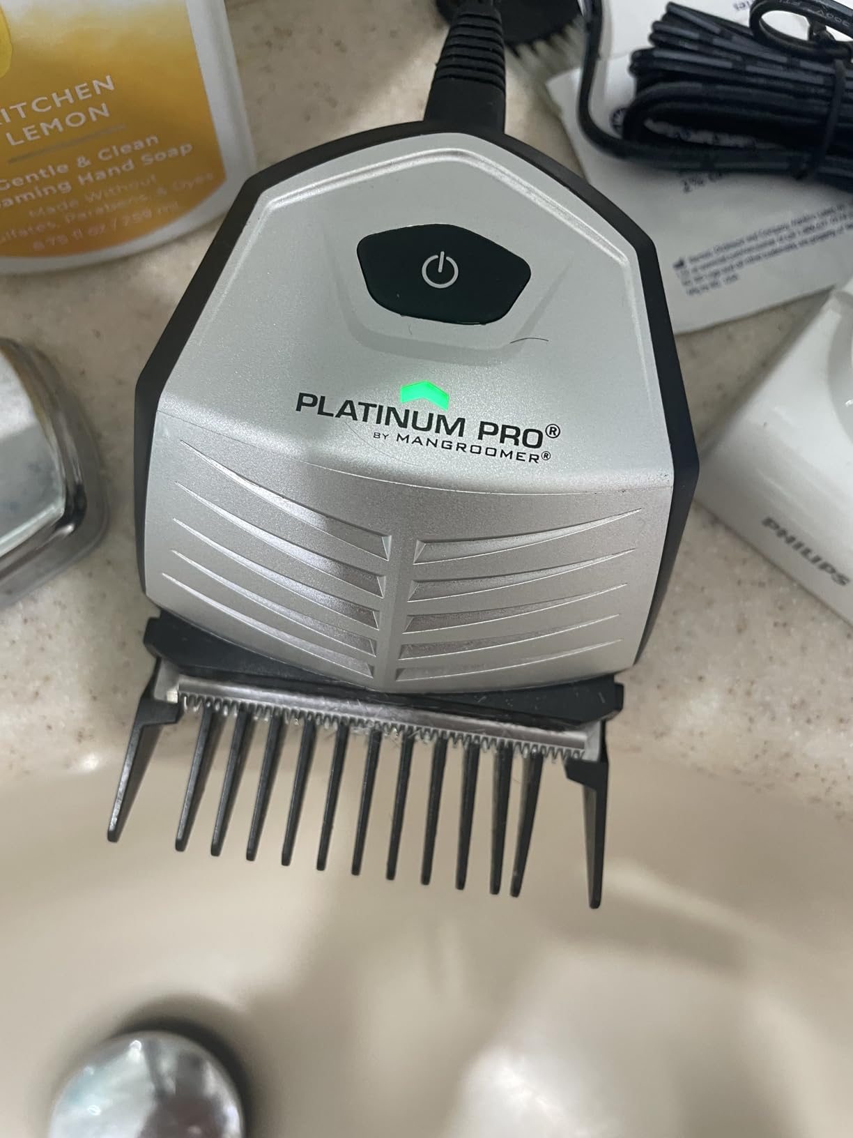 MANGROOMER - PLATINUM PRO New Self-Haircut Kit and Advanced Hair Clippers with Lithium Max Battery, 9 Length Guards and Included Bonus Storage Case, 2 Piece Set customer photo 1