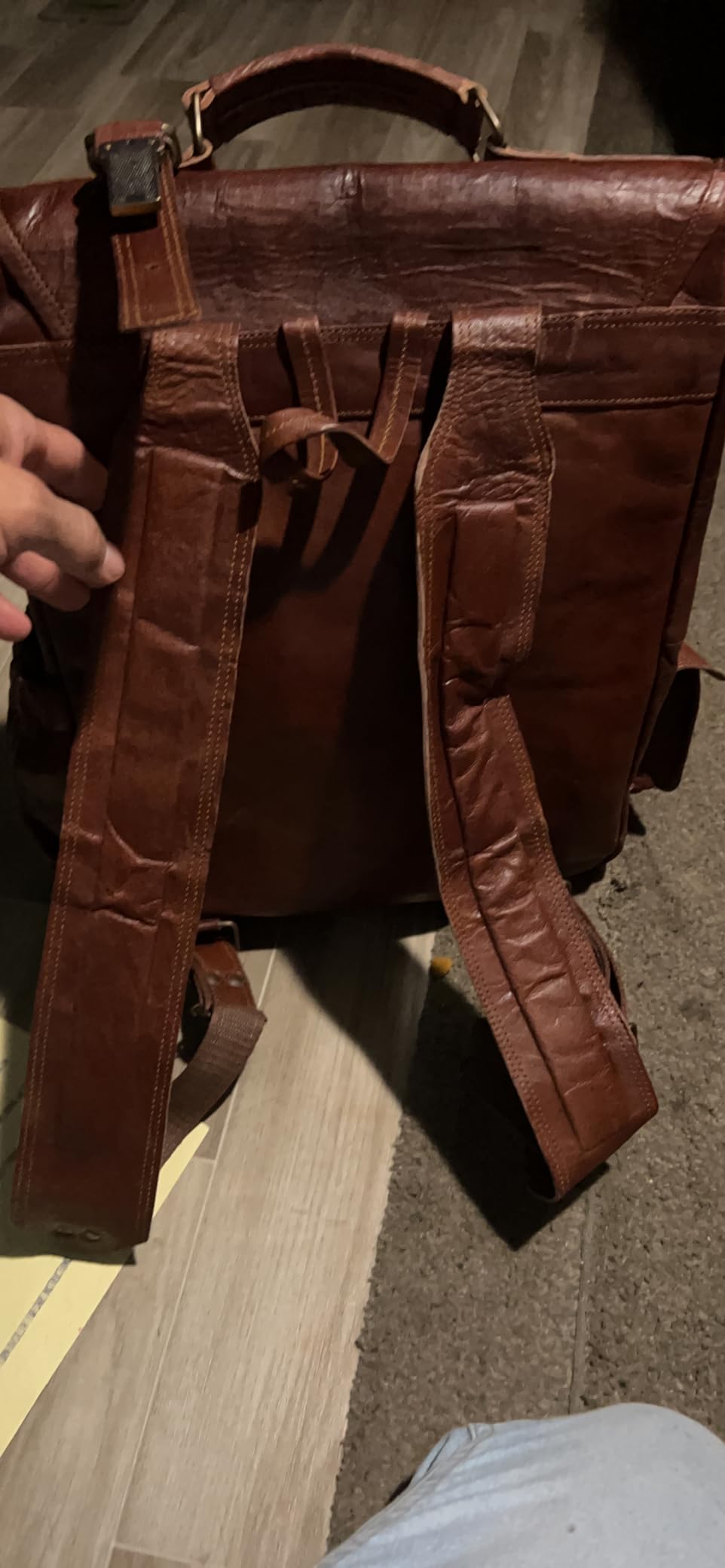 16-Inch Genuine Leather Vintage Backpack for Men and Women | Retro Laptop Daypack, Brown customer photo 2