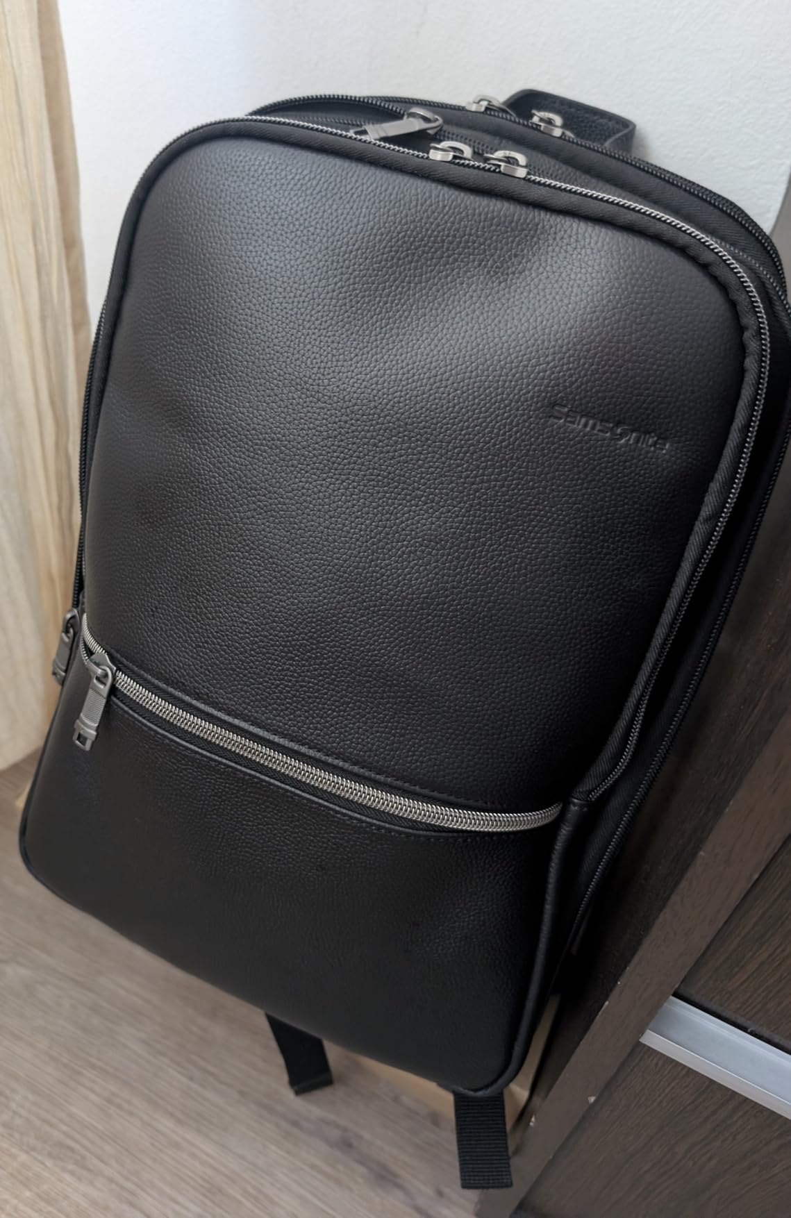 Samsonite Classic Leather Slim Backpack customer photo 3