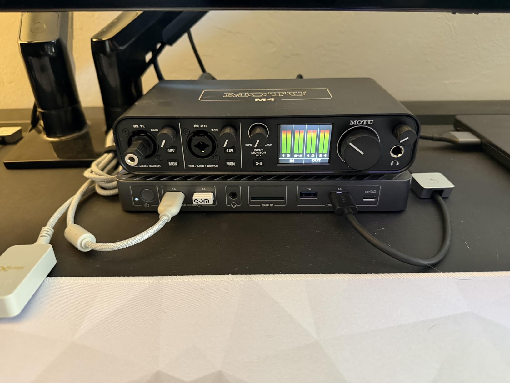 MOTU M4 4x4 USB-C Audio Interface customer photo 1