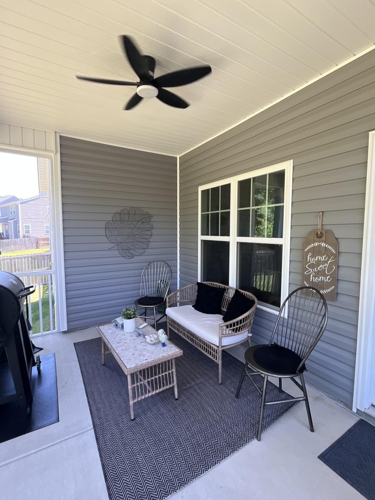 SAFAVIEH Washable Rug Outdoor Courtyard Collection - 8' x 10', Natural & Cream, Non-Shedding & Easy Cleaning, Ideal for Patio, Backyard, Mudroom, Dining Space customer photo 2