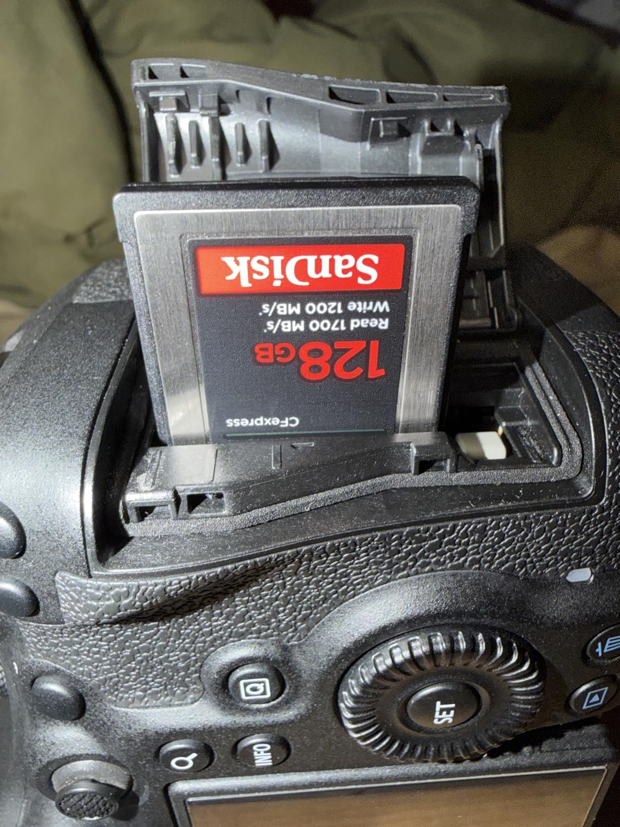 SanDisk 128GB Extreme PRO CFexpress Card Type B - SDCFE-128G-GN4NN customer photo 2