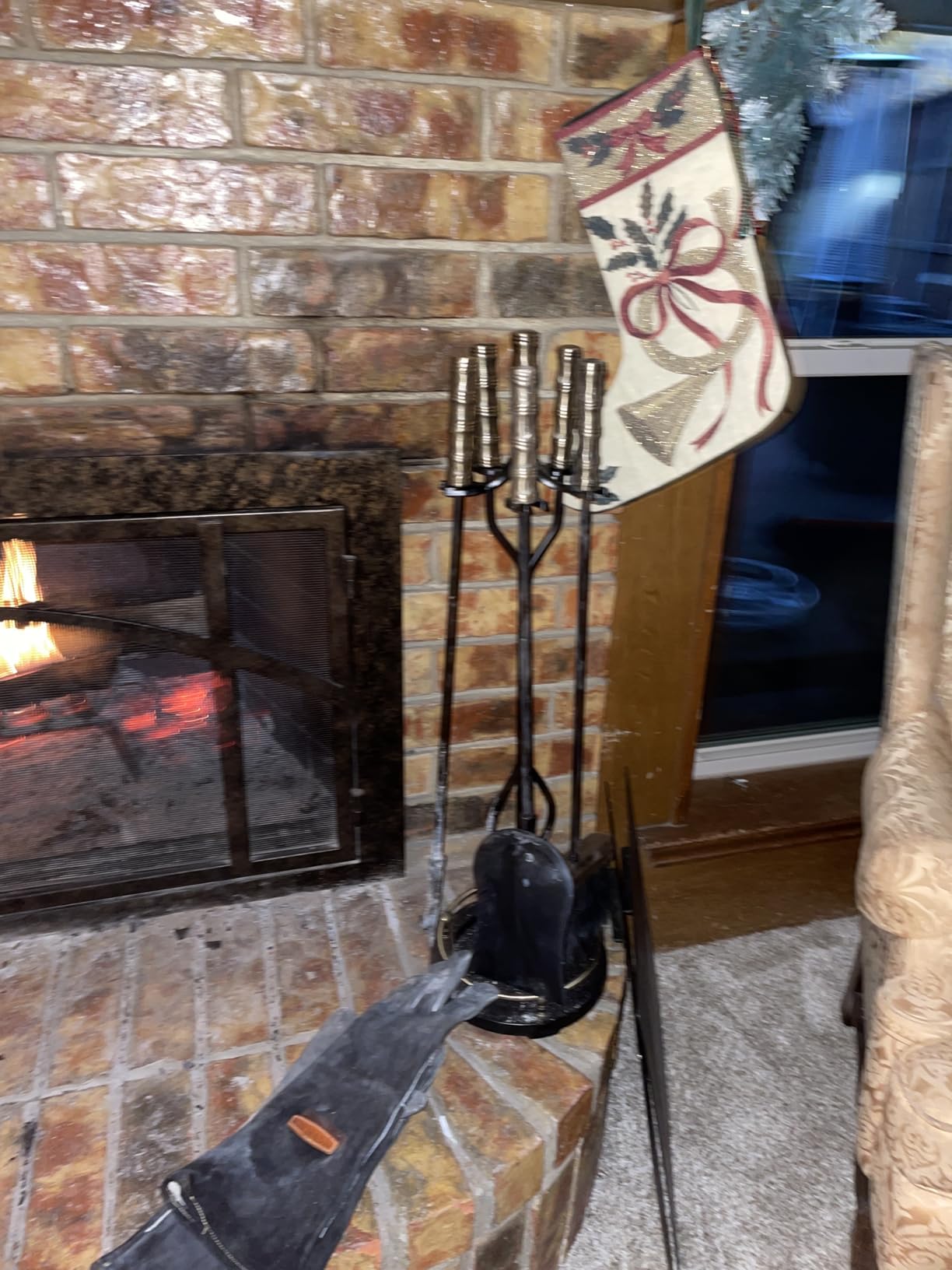 AMAGABELI GARDEN & HOME Fireplace Tools Set 5 Pcs Wrought Iron Indoor with Stand for Fire Place Kit Holder Wood Stove Hearth Accessories Chimney Fire Pit Tongs Shovel Brush Poker Fireset Outdoor Brass customer photo 2