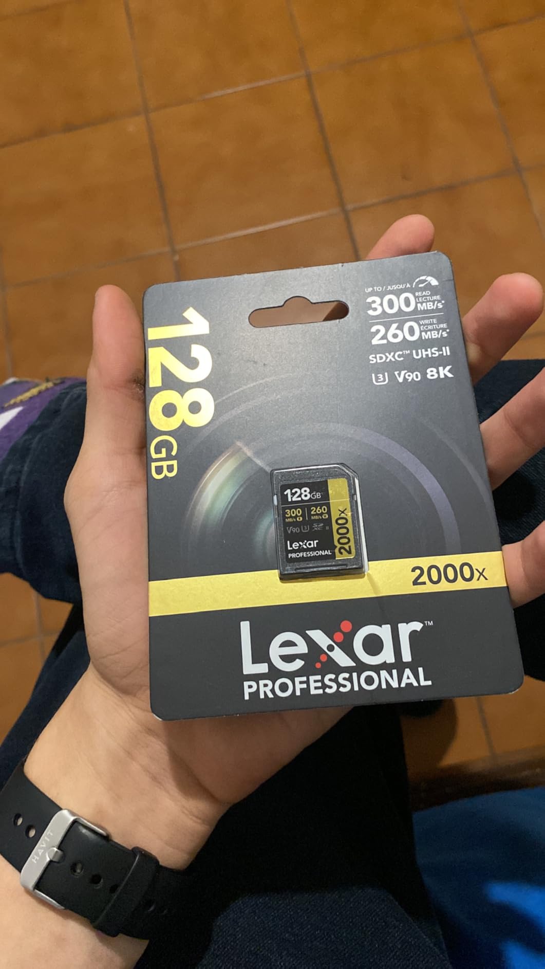 Lexar 128GB Professional 2000x SD Card UHS-II C10 U3 V90 Up To 300MB/s Read customer photo 1
