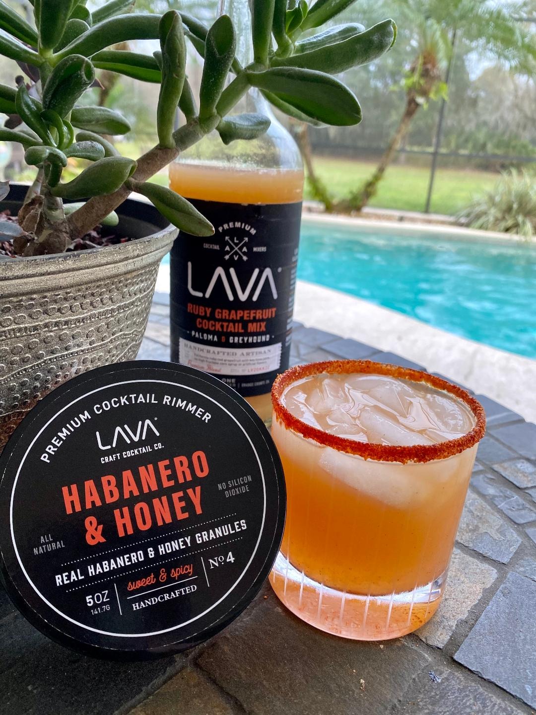 LAVA Premium Margarita Lime Sea Salt Cocktail Rimmer, All Natural Margarita Rimmer Sea Salt Rocks, Real Lime, Tart & Sour, No Silicon Dioxide, with Easy Screw-On Lid - 6oz customer photo 2