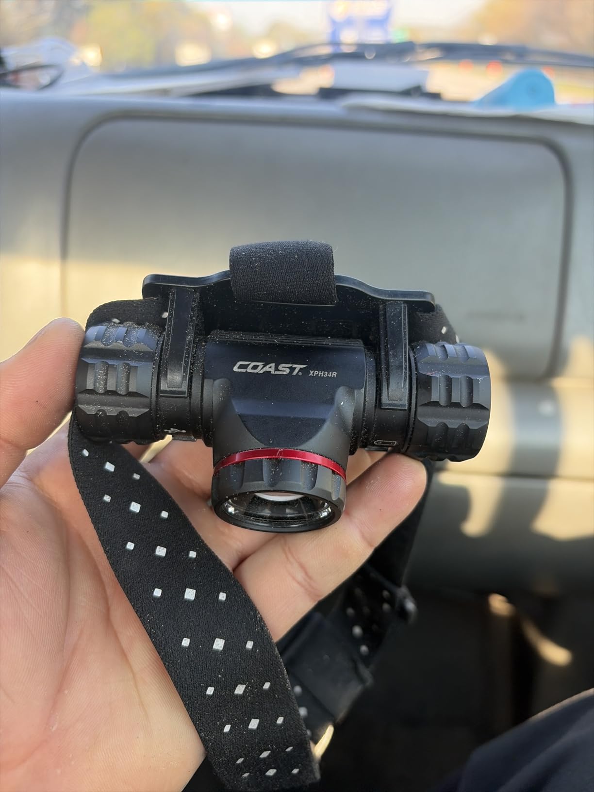 Coast XPH34R 2700 Lumen USB-C Rechargeable-Dual Power LED Headlamp with Pure Beam Twist Focus and Magnetic Base customer photo 2