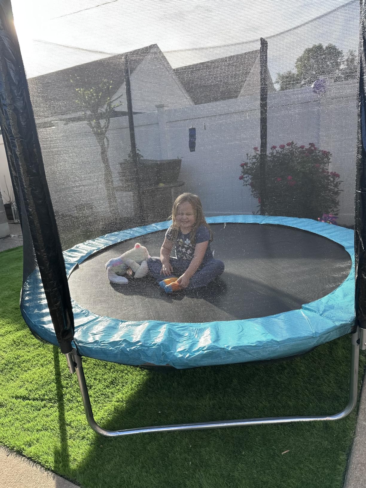 AOTOB 8FT 10FT 12FT 14FT 15FT Trampoline with Safety Enclosure Net, Outdoor Trampoline with Basketball Hoop, Heavy Duty Jumping Mat and Spring Cover Padding for Kids and Adults customer photo 2