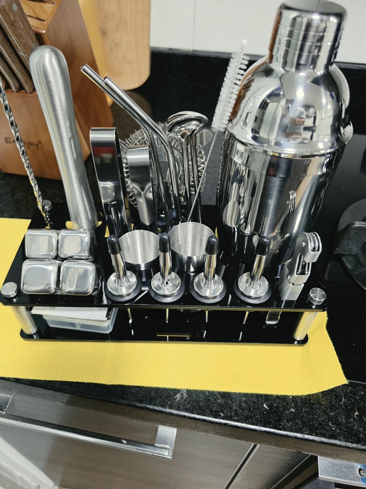 Cocktail Shaker Set, 23-Piece Stainless Steel Bartender Kit with Acrylic Stand & Cocktail Recipes Booklet, Professional Bar Tools for Drink Mixing, Home, Bar, Party (Include 4 Whiskey Stones) customer photo 2