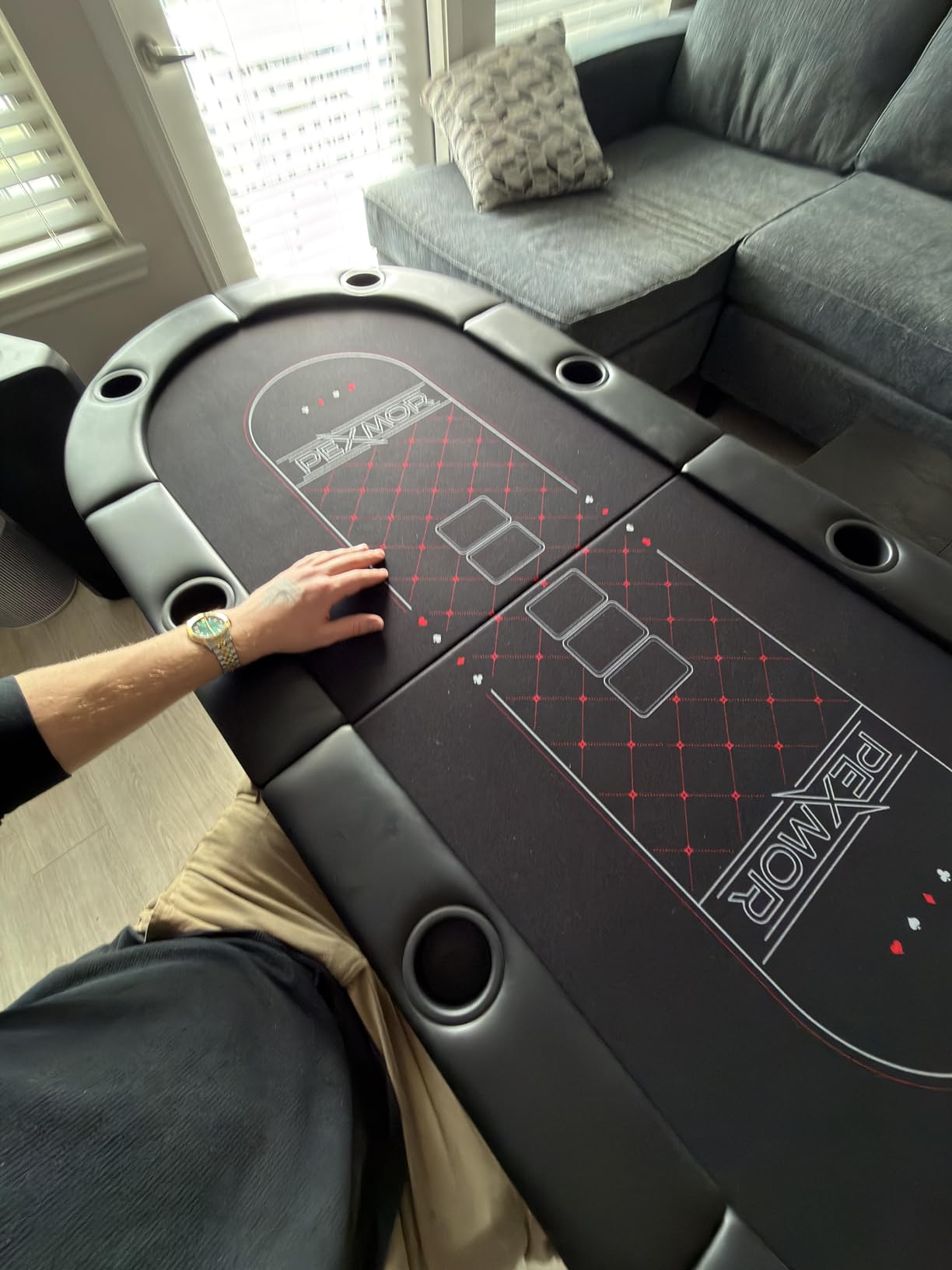 PEXMOR 8 Player Foldable Poker Table, Folding Texas Holden Blackjack Casino Game Table w/Deeper Stainless Steel Cup Holders| Casino-Grade Felt| Water-Resistant Cushioned Rail, Fully Assembled customer photo 1