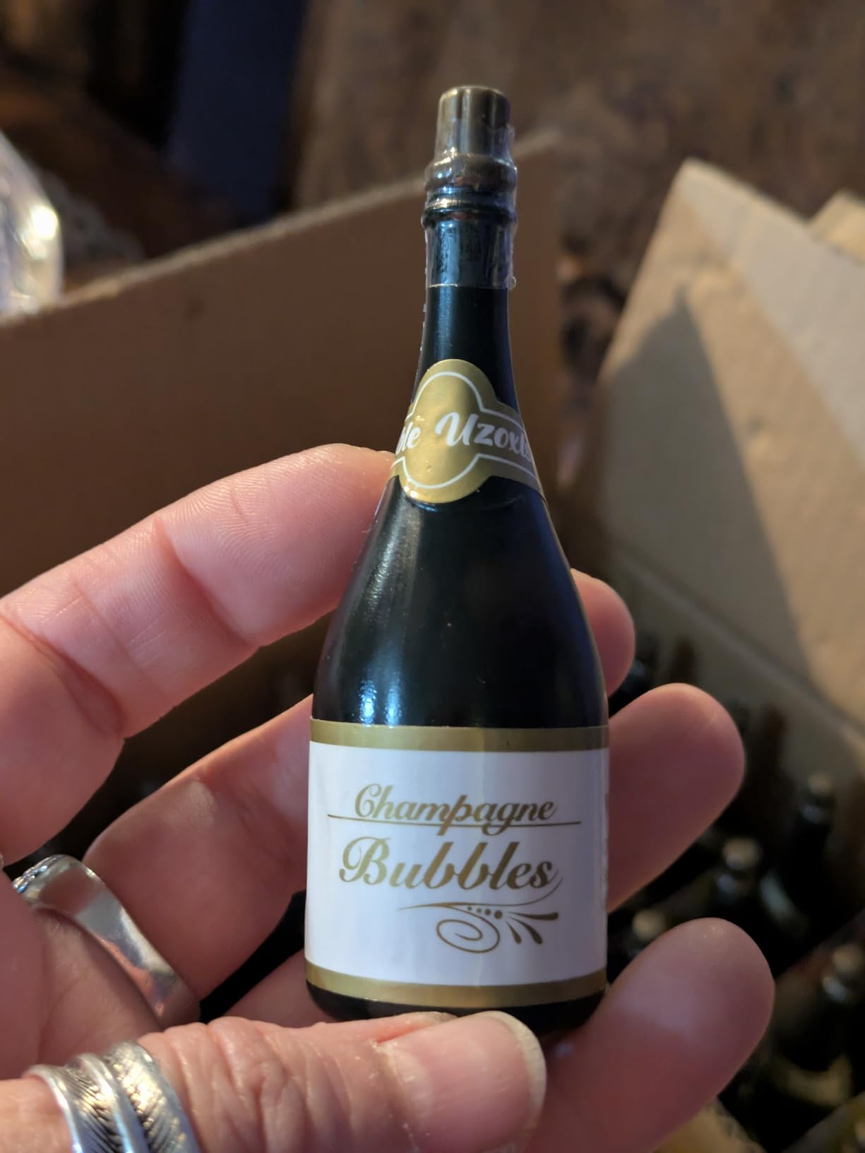 120 Pack Mini Champagne Bottle Bubble Bulk, Ideal for Wedding Send Off, Bridal Shower or Engagement, Anniversaries Celebration, Valentine's Day, Family Reunion, Party Favor for Guests Newlyweds Couple customer photo 2