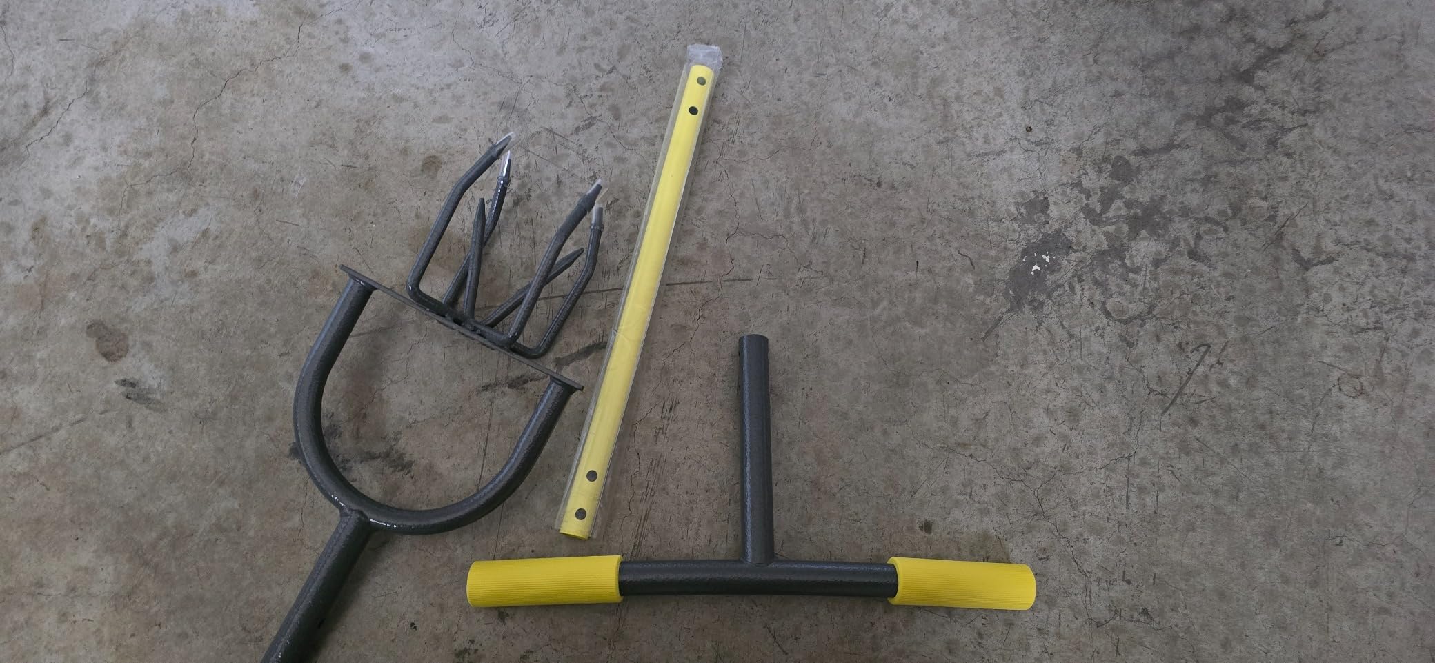 Jardineer Hand Tiller for Gardening, Manual Twist Tiller Cultivator, Heavy Duty Garden Claw, Soil Loosener & Lawn Aerator customer photo 1