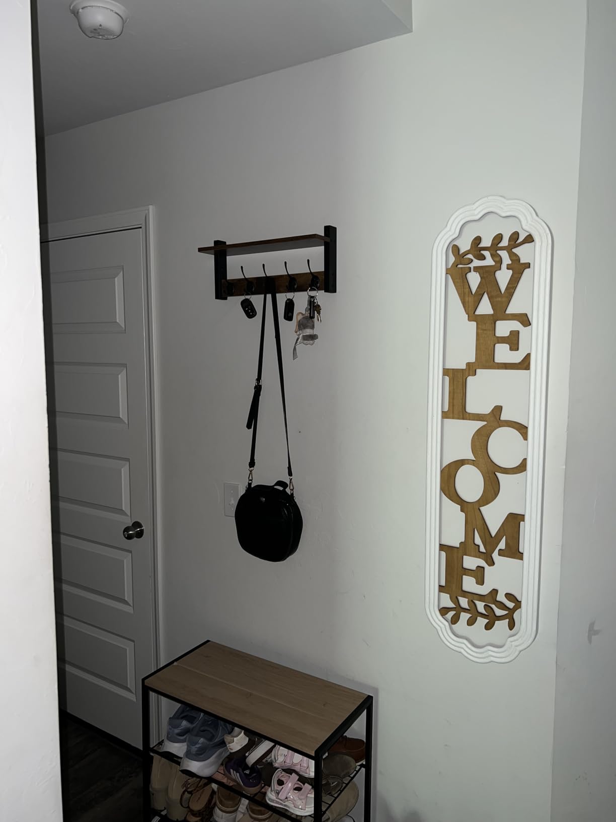 Homode Wall Hooks with Shelf, Wood Coat Rack with Shelf Wall-Mounted, Entryway Hanging Shelves with 5 Metal Hooks for Clothes Hats Towel Purse Robes, Rustic Brown Black customer photo 1