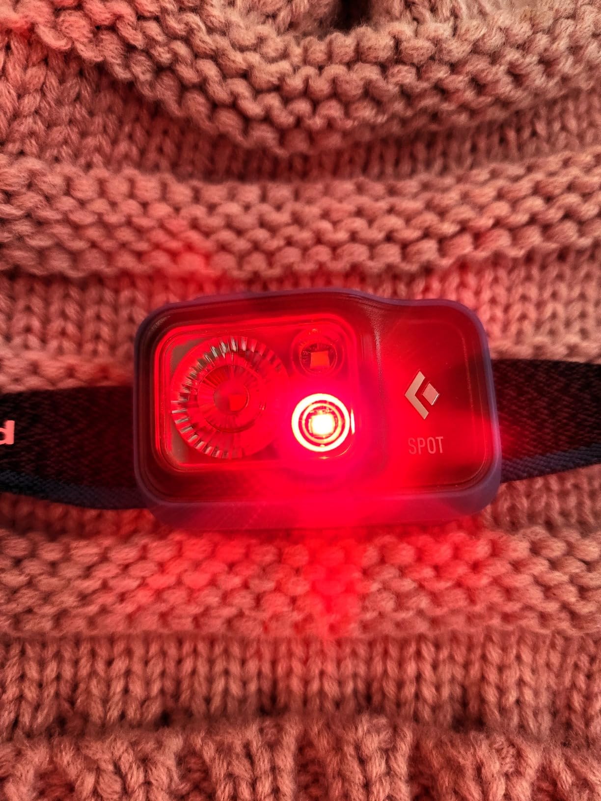 BLACK DIAMOND Spot 400 Headlamp | 400 Lumens Brightness, Dimmable | Waterproof & Durable | 3X AAA Battery Operated (Included) | Graphite customer photo 1