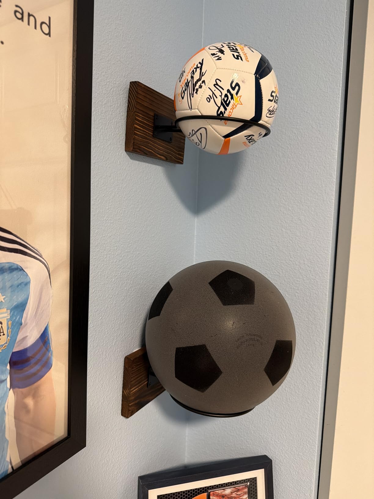 PUERSI Ball Holder Wall Mount Ball Stand Display Storage for Basketball Football Soccer Volleyball customer photo 2