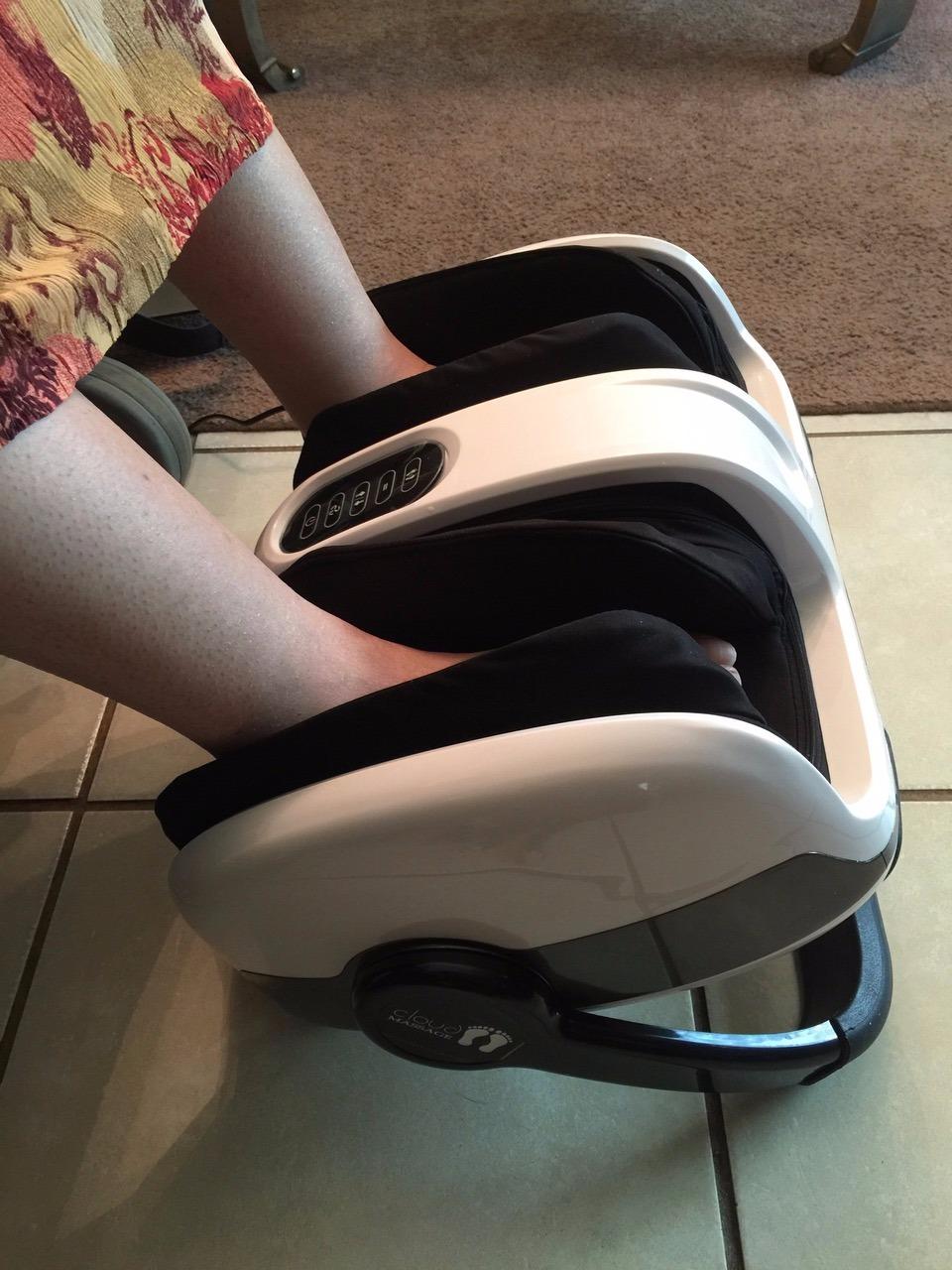 Cloud Massage Shiatsu Foot Massager with Heat - Deep Kneading & Compression, Adjustable Intensity, Multi-Mode Leg and Foot Massager with Remote Control, Anti-Slip Base - Standard Size, Black customer photo 2