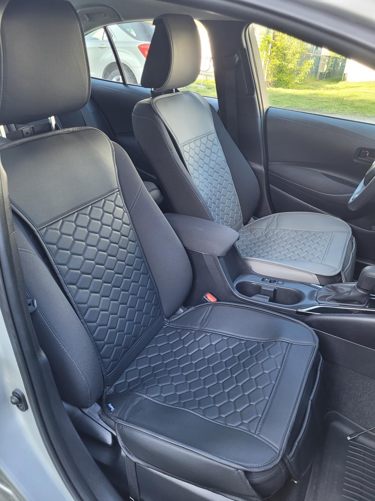 Elantrip 2PCs Front Car Seat Covers Leather Water Proof Seat Protector Universal fit for Most Cars SUVs and Trucks Black customer photo 2
