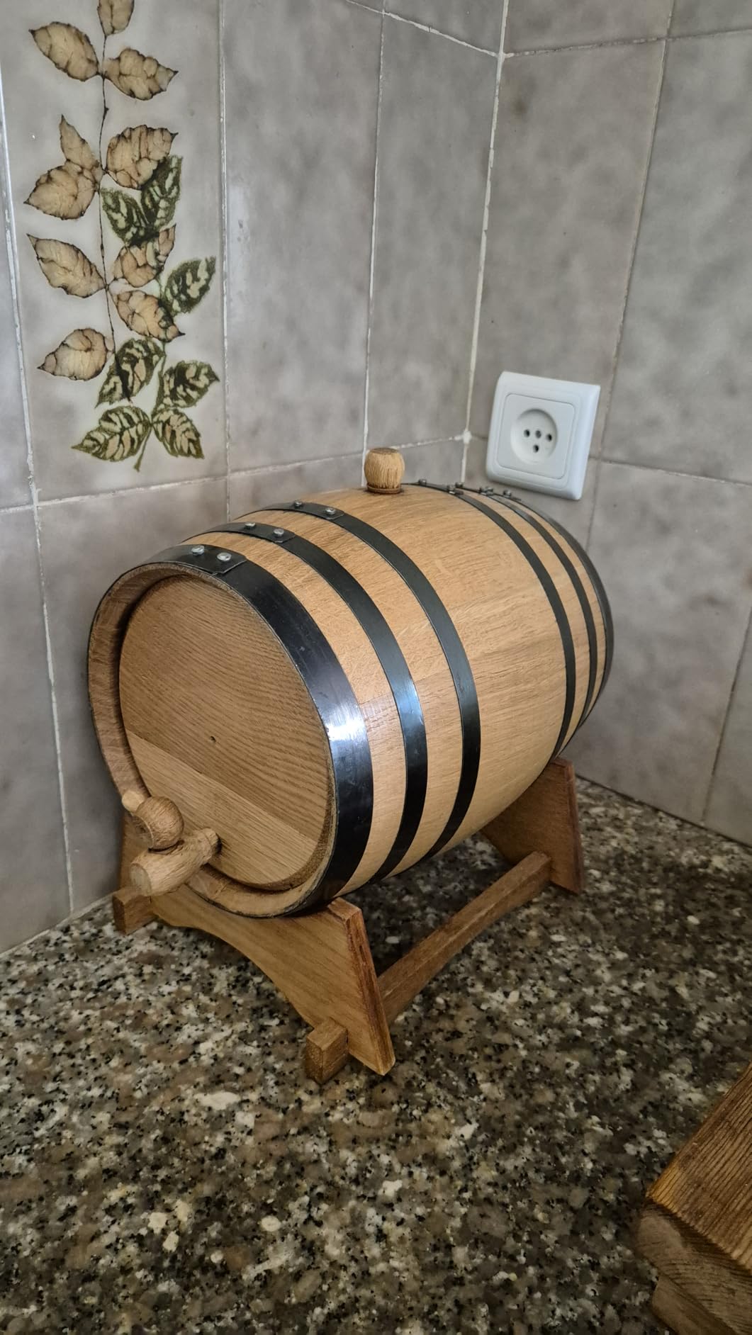 3 Liter Oak Aging Barrel with Stand, Bung and Spigot - Wooden 3L Whiskey Barrels Wine Barrel Decanter For The Home Brewer, Distiller, Wine Maker and Cocktail Aging - Bourbon Barrel Gifts For Men customer photo 1
