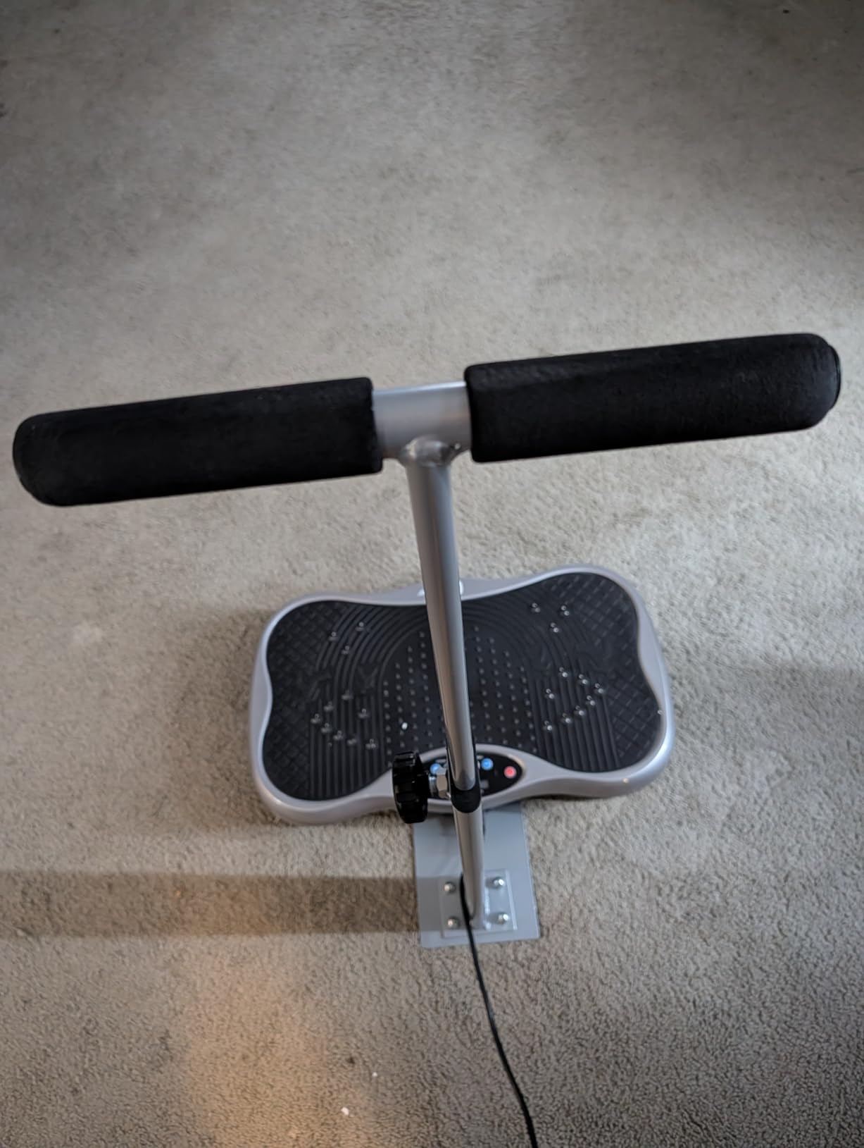 Lifepro TrimLite Vibration Plate with Handle - 99 Speed Levels, Bluetooth & Magnetic Acupoints Whole Body Vibrating Platform customer photo 2