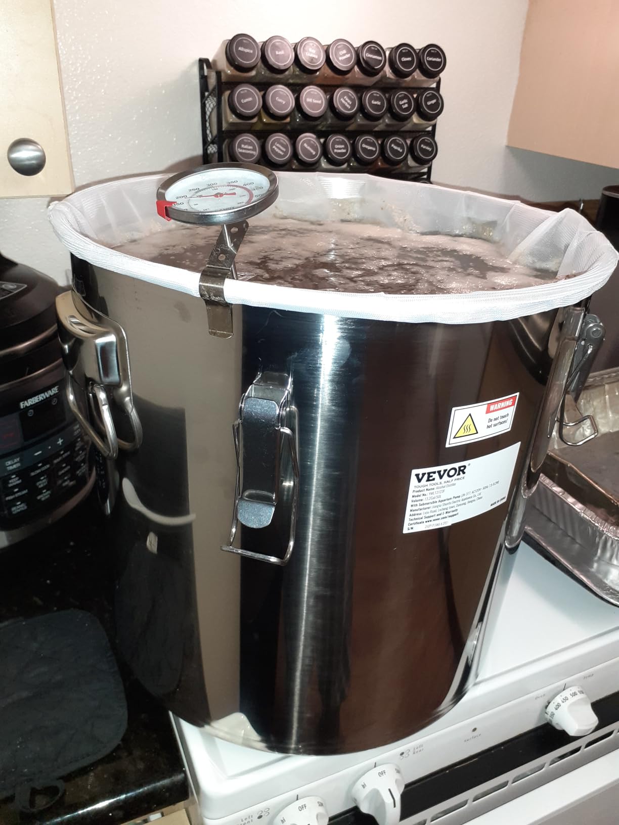 VEVOR Alcohol Still 8GAL/30L, Alcohol Distiller with Thumper Keg, Distillery Kit for Alcohol with Copper Tube & Build-in Thermometer & Water Pump customer photo 2