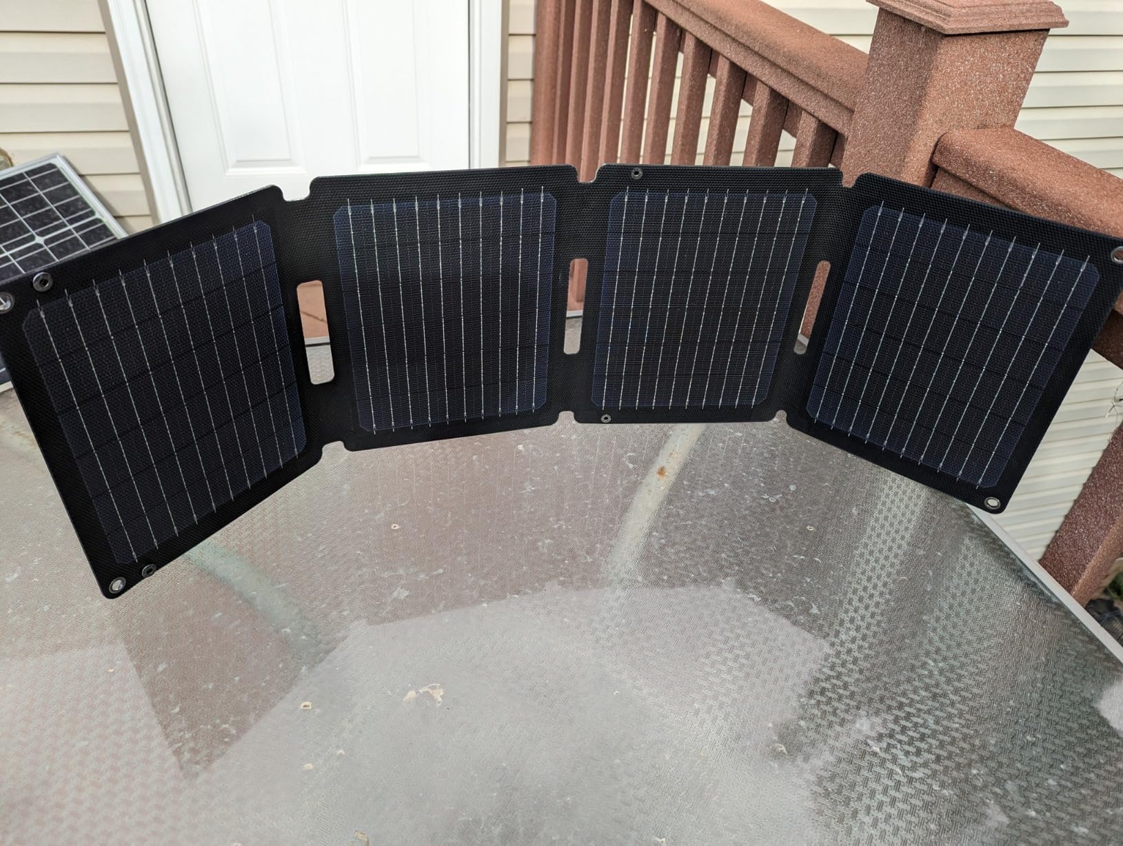Anker Solix PS30 Solar Panel, 30W Foldable Portable Solar Charger, IP65 Water and Dust Resistance, Ultra-Fast Charging, Charges 2 Devices at Once customer photo 2