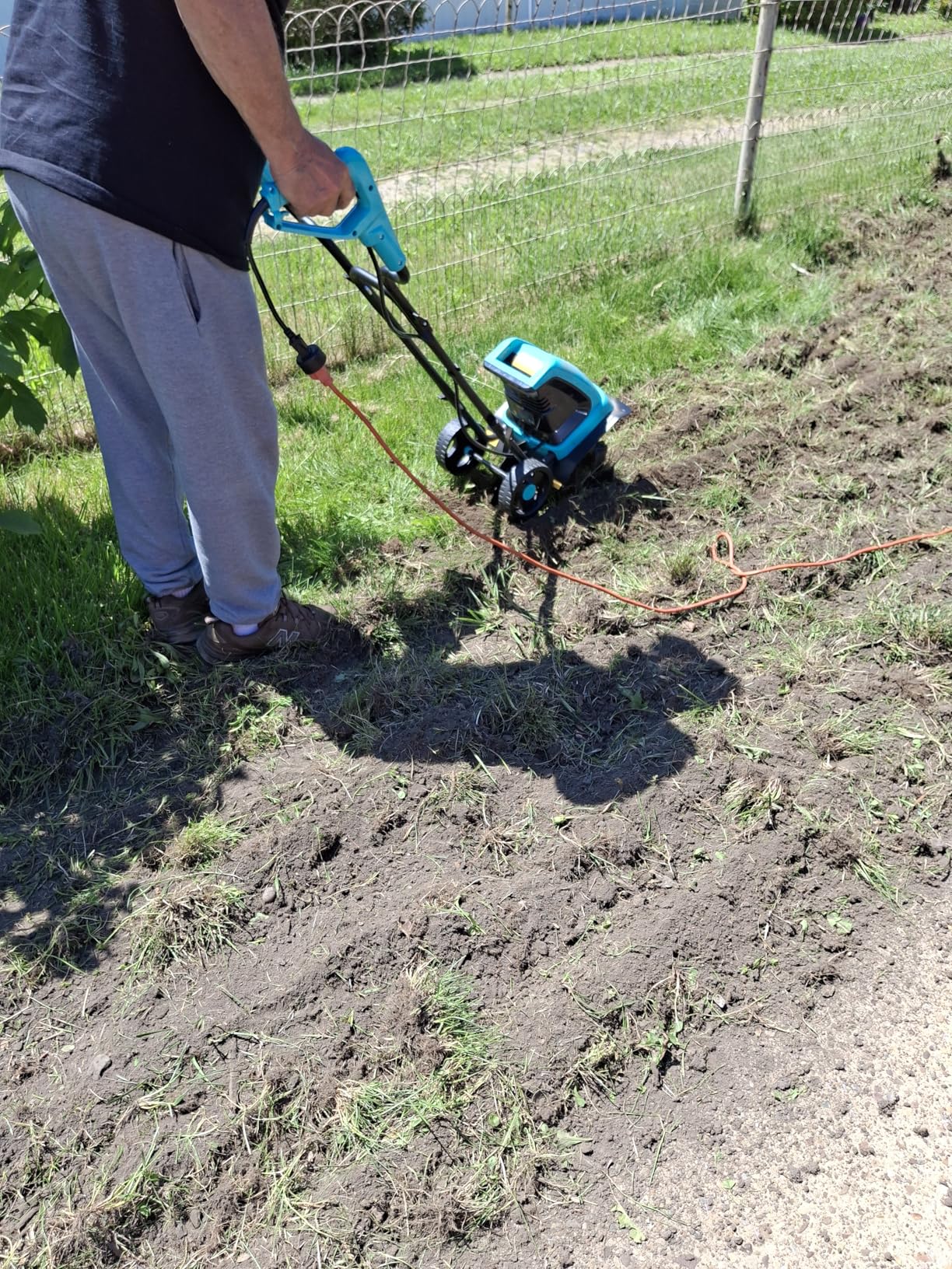 IncwBo Electric Rototiller Garden Tiller 12 Inch Tilling Width 8-Inch Electric Tiller 10.5 Amp Tiller Cultivator for Garden Yard customer photo 2