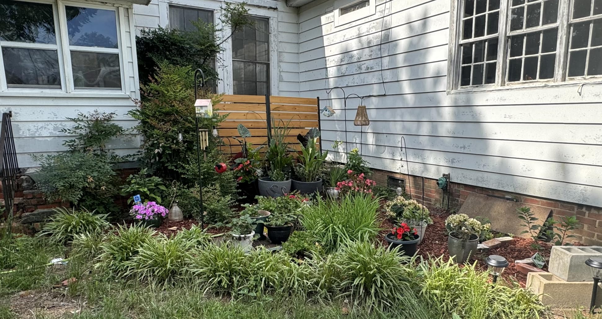 5ft H x 3.2ft W (1 Panel) No Dig Enclo Concord Cedar Wood Privacy Screen, Great to Hide Trash Cans, Decorative Patio Privacy Screen, Outdoor Fence, Air Conditioner Fence, EC18022 customer photo 2