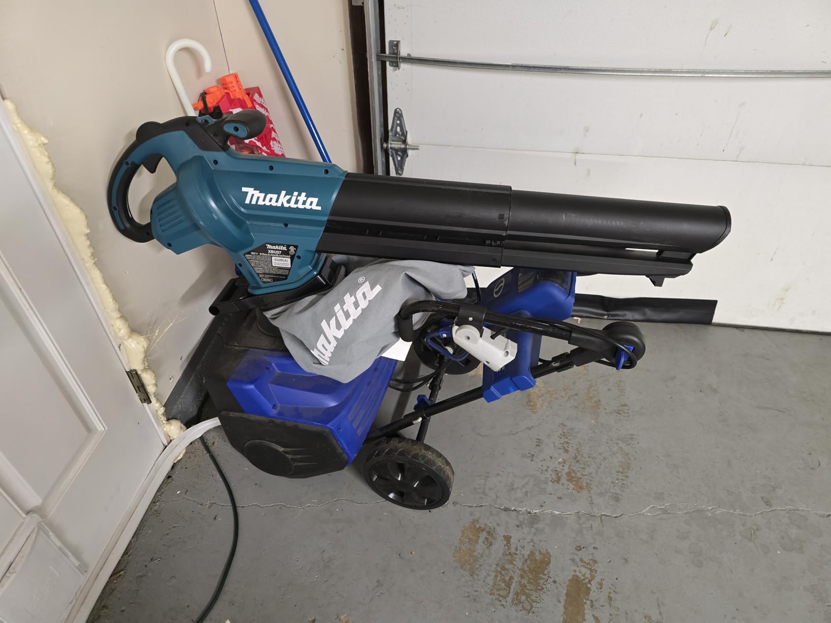 Makita XBU07Z 18V LXT Brushless Blower/Vacuum Mulcher, Tool Only customer photo 1