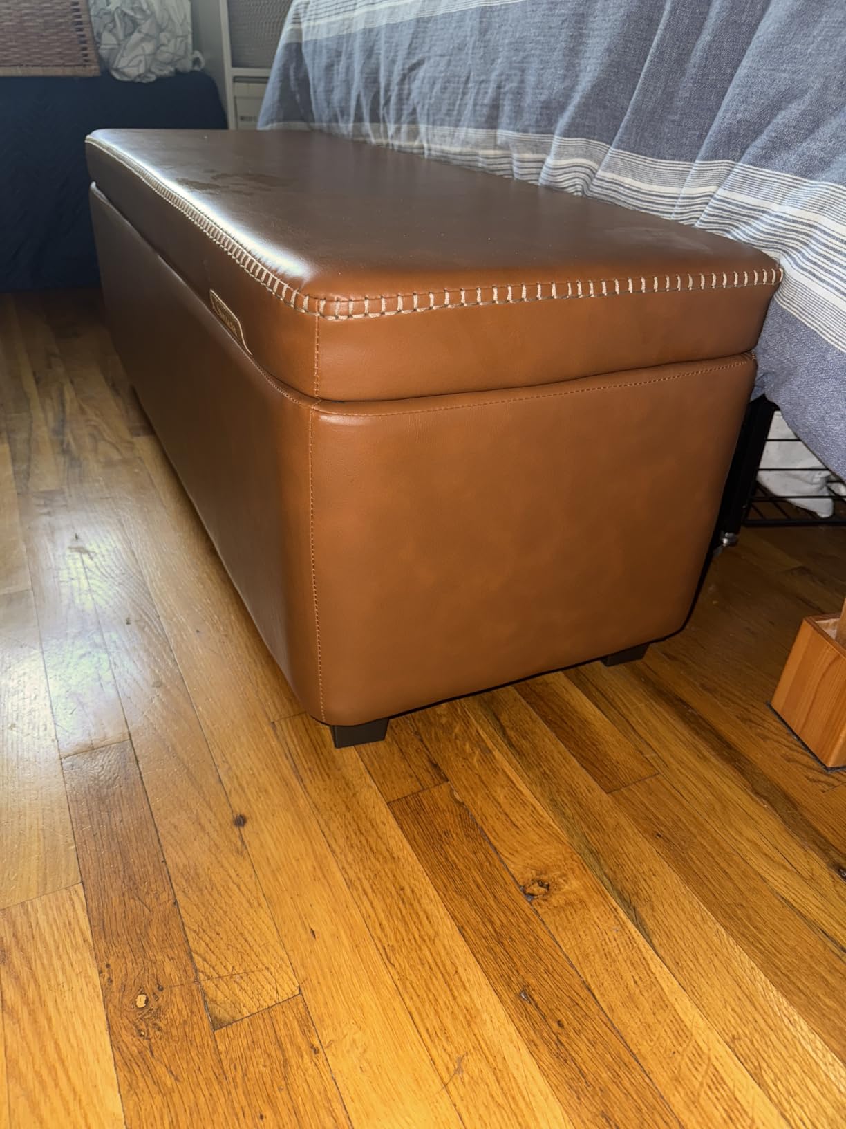 VASAGLE EKHO Collection - Storage Ottoman Bench, Entryway Bedroom Bench, 25 Gallons, Synthetic Leather with Stitching, Mid-Century Modern, Safety Hinges, Loads 660 lb, Caramel Brown ULOM075K01 customer photo 2
