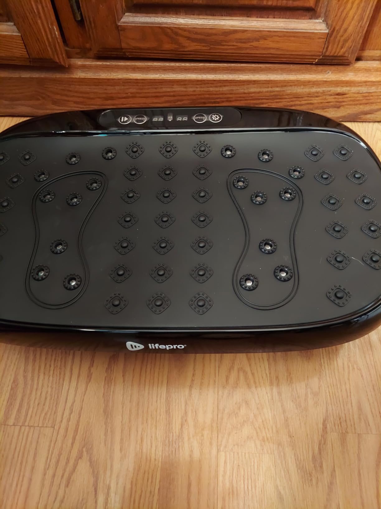 Lifepro HexaPlate Lite Vibration Plate Exercise Machine - Magnetic Acupoints, 99 Speeds & 10 Presets with Resistance Bands customer photo 1