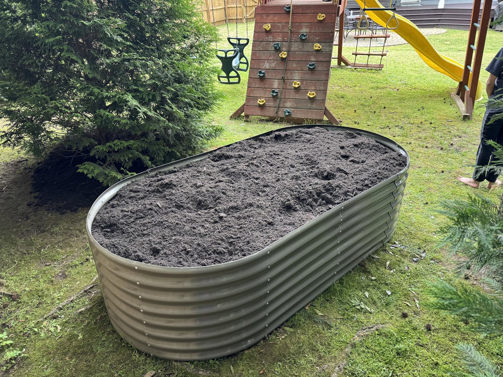 A ANLEOLIFE 8x4x2ft Galvanized Raised Garden Bed Kit, Oval Metal Deep Root Planters for Outdoor Plants Vegetables Flowers Herb, Large Bottomless, 478 Gallon Capacity - Quartz Grey customer photo 2