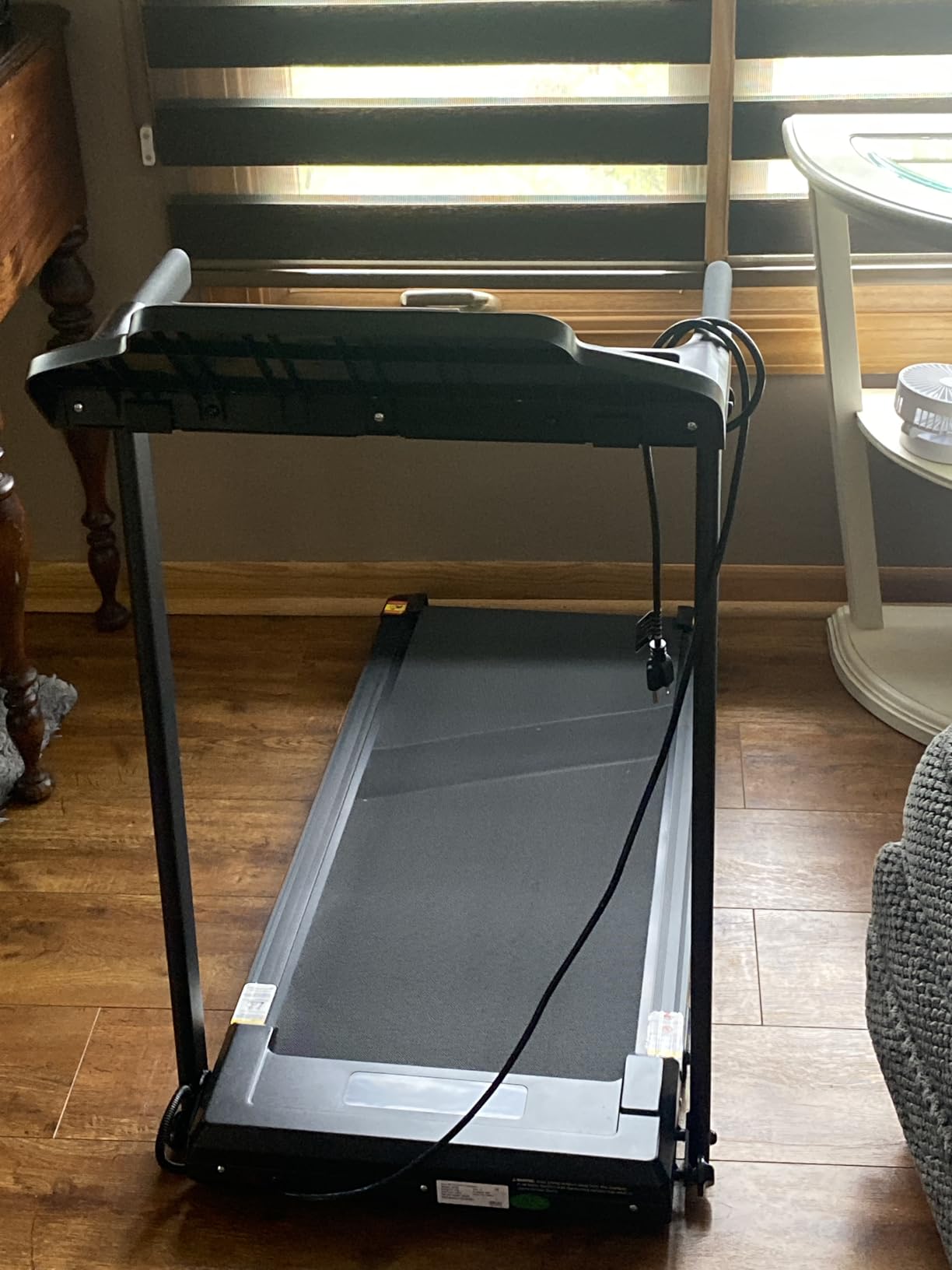 LONTEK Treadmills for Home with 15% Incline & Led Screen, 7-Layer Shock-Absorbing Foldable Treadmill with Handle Bar Up to 400lbs Capacity, 3.0HP Quiet Walking Pad Treadmill 0.6-7.5MPH customer photo 2