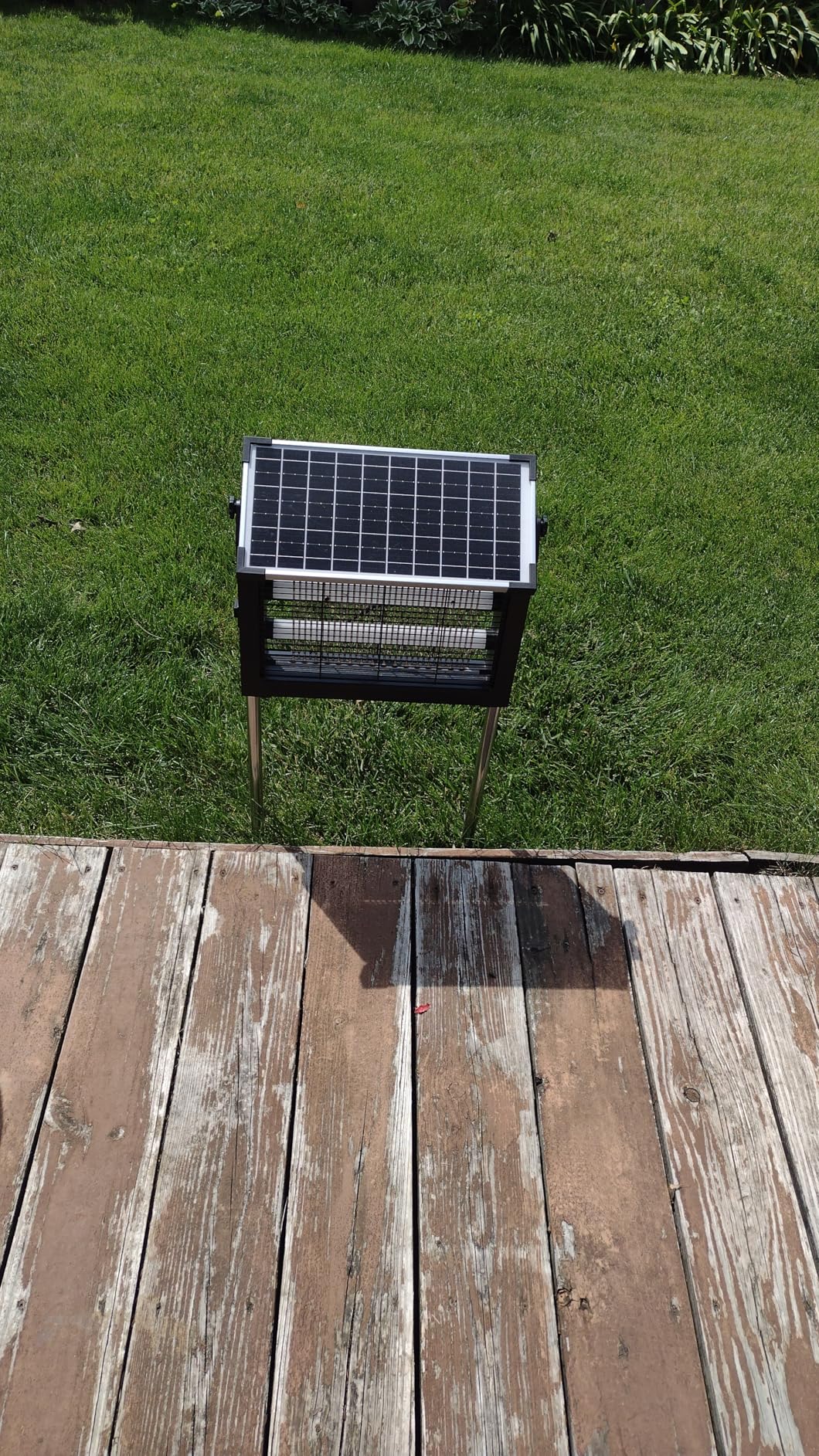 Solar Bug Zapper Outdoor, 4500V Solar Mosquito Zapper Outdoor Waterproof, 1/2 Acre Coverage Rechargeable Electric Fly Zapper, Cordless Portable Mosquito Traps for Backyard, Patio, Camping, Indoor customer photo 1