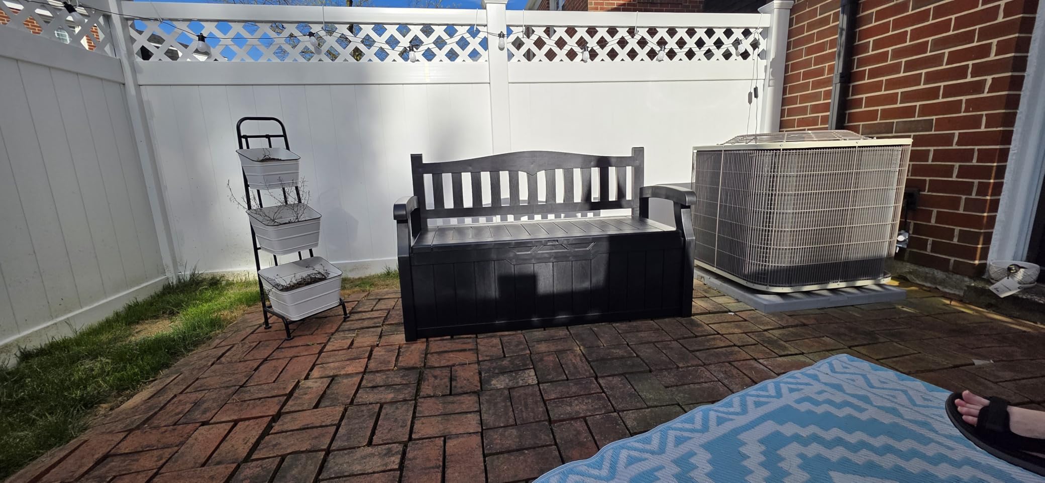 Greesum 80 Gallon Storage Bench Outdoor Deck Box with Armrest, Patio Furniture, Lockable, Waterproof and UV Resistant, Suitable for Garden, Pool, Black customer photo 1