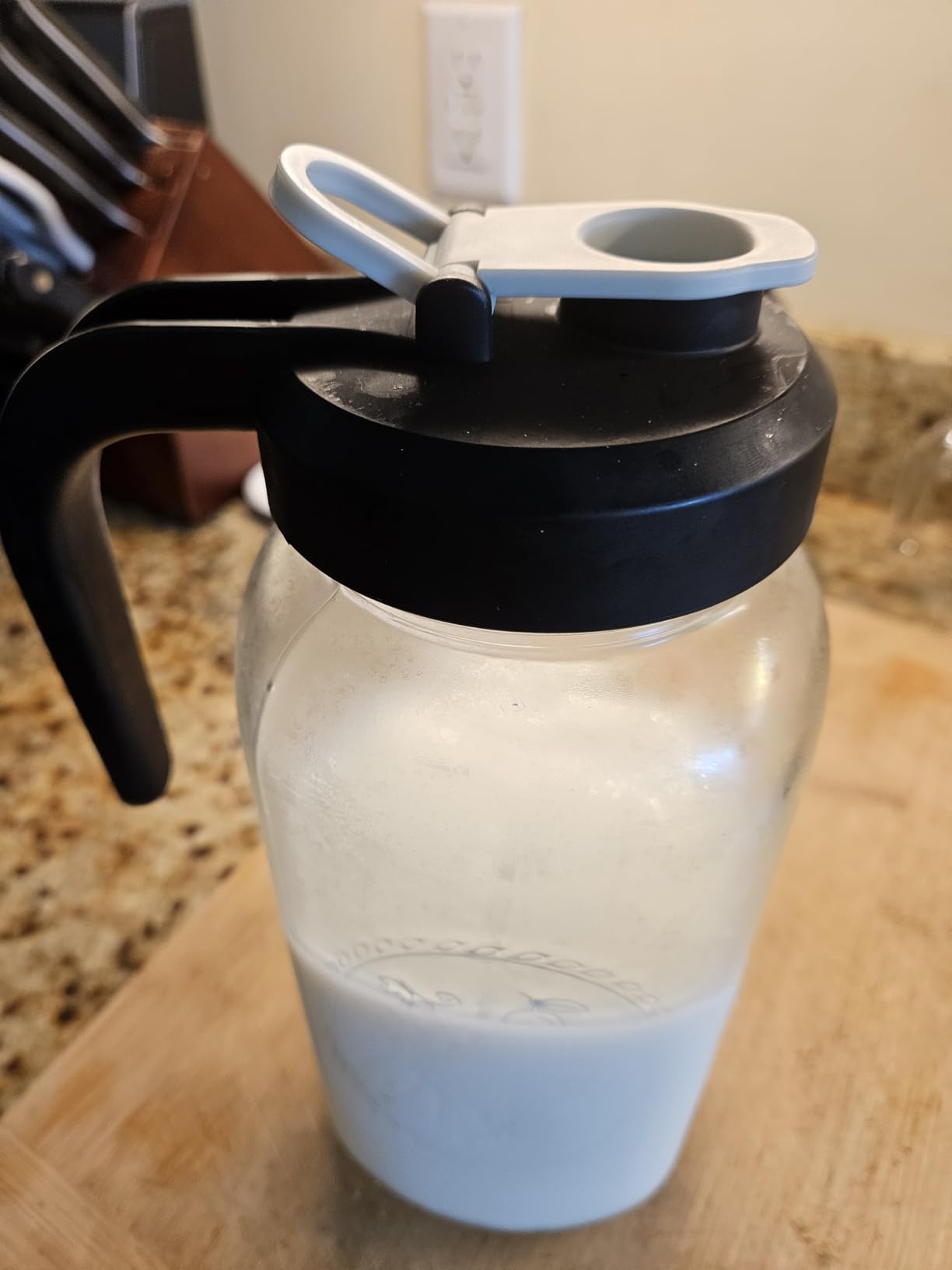 Set of 2, Glass Pitcher with Lid - 2 Quart Mason Jar Pitcher with Filter Lid, Wide Mouth Jar Leak-proof Water Jug, Heavy Duty Container for Water, Juice, Milk, Tea, Iced Coffee, and Drinks customer photo 2